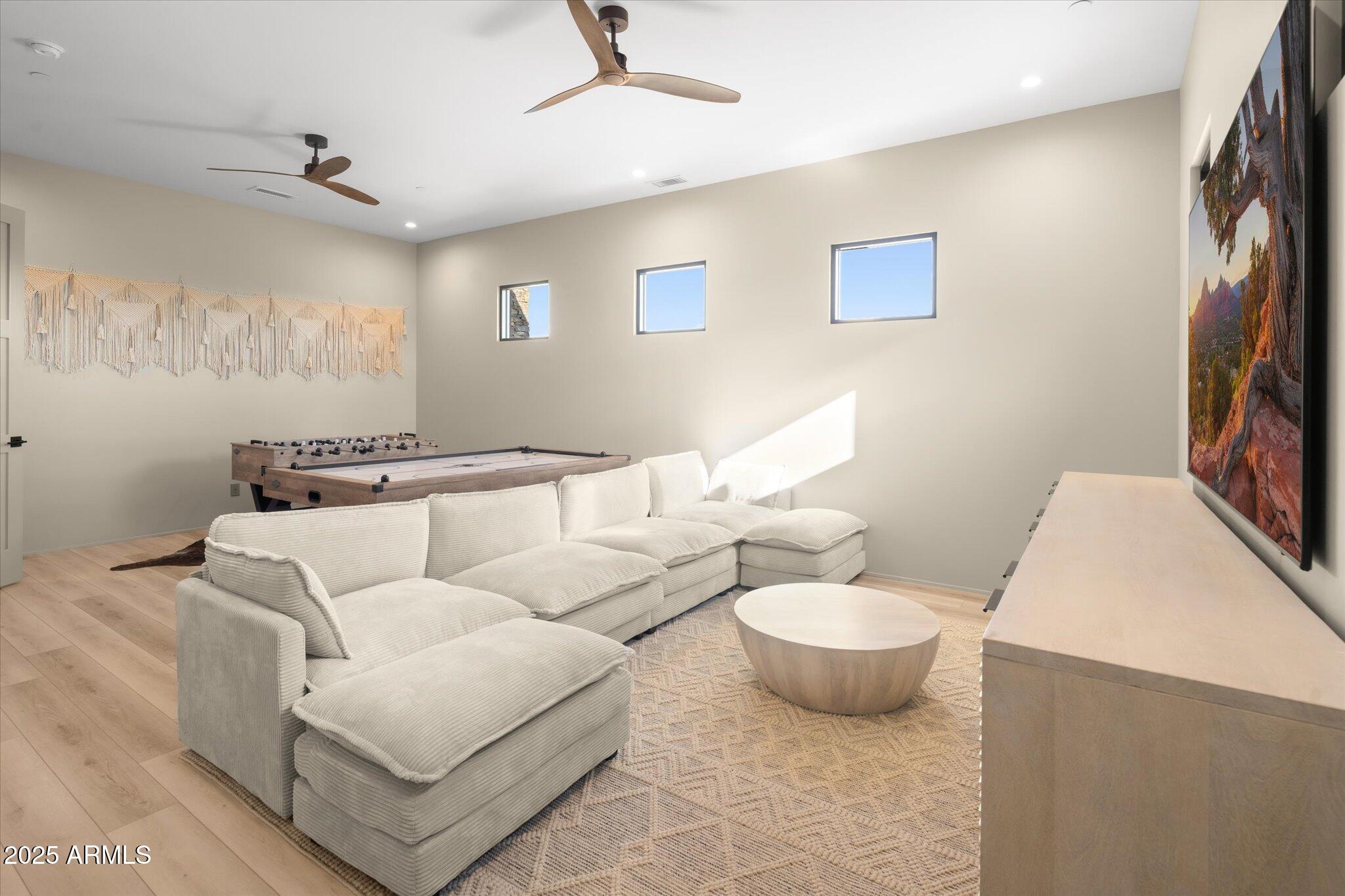 Sedona, Arizona, 86336, United States, 4 Bedrooms Bedrooms, ,4 BathroomsBathrooms,Residential,Active,1946435