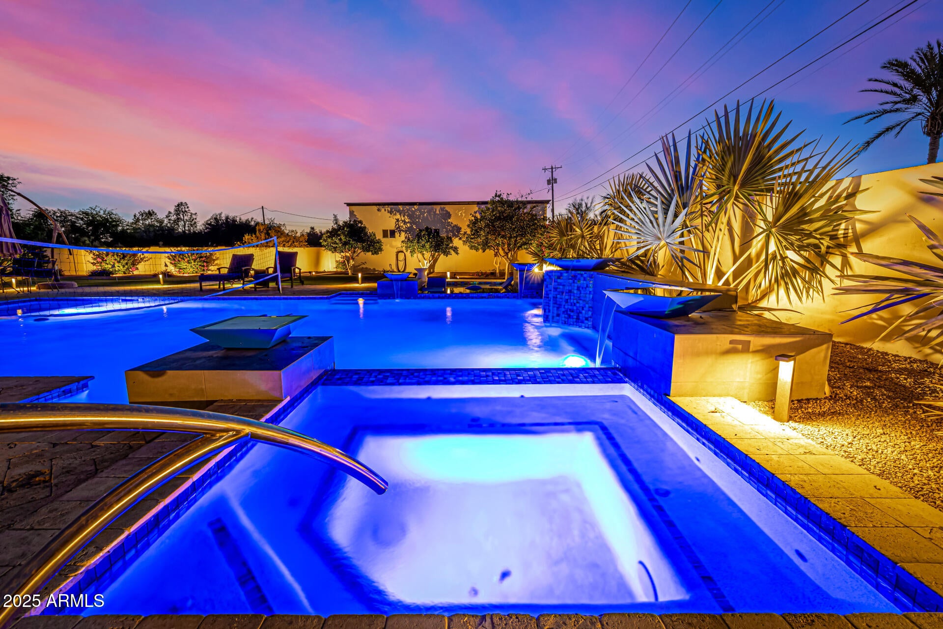 Phoenix, Arizona, 85018, United States, 4 Bedrooms Bedrooms, ,5 BathroomsBathrooms,Residential,Active,1968090