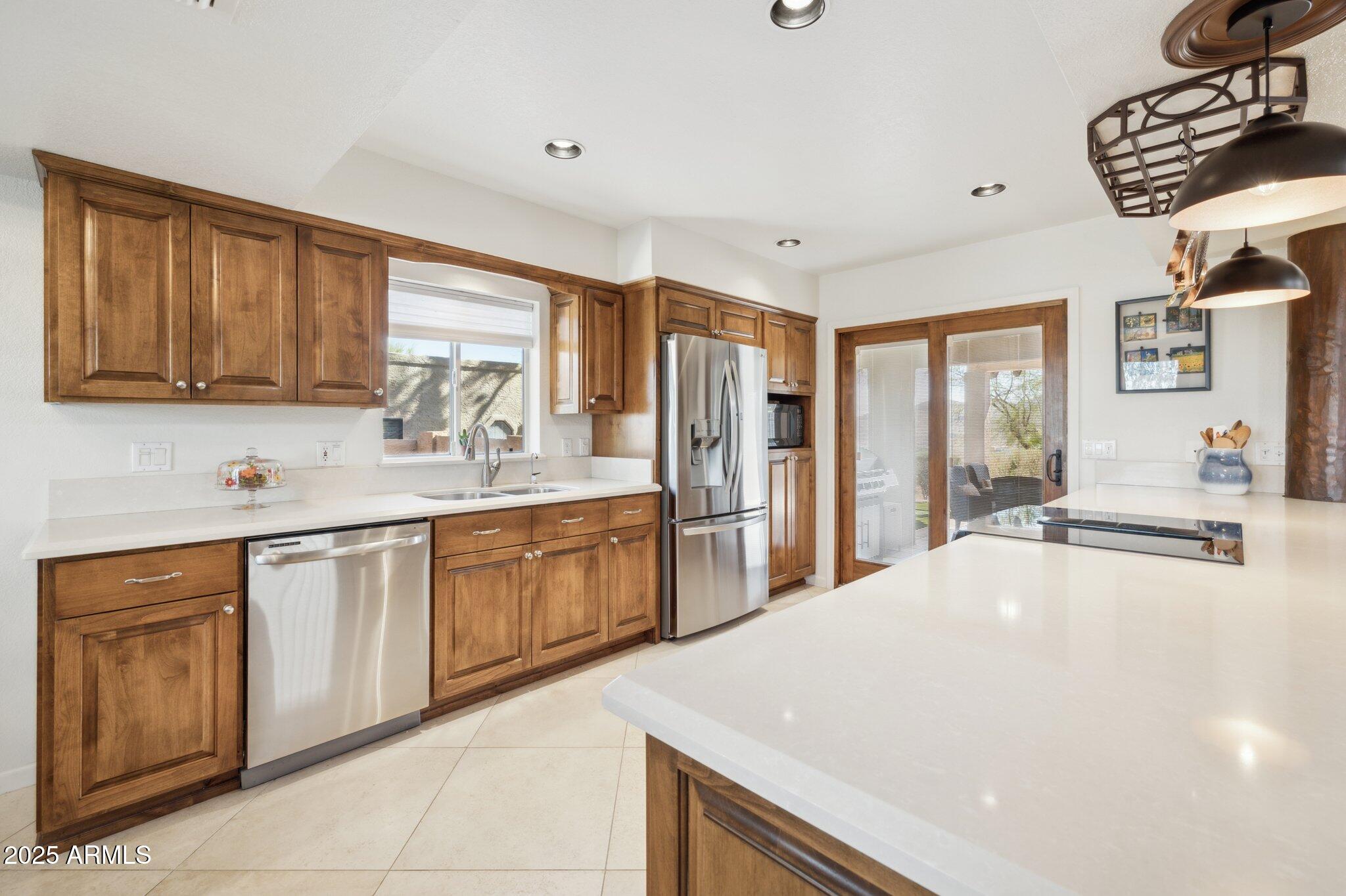 Fountain Hills, Arizona, 85268, United States, 4 Bedrooms Bedrooms, ,3 BathroomsBathrooms,Residential,Pending,1738501