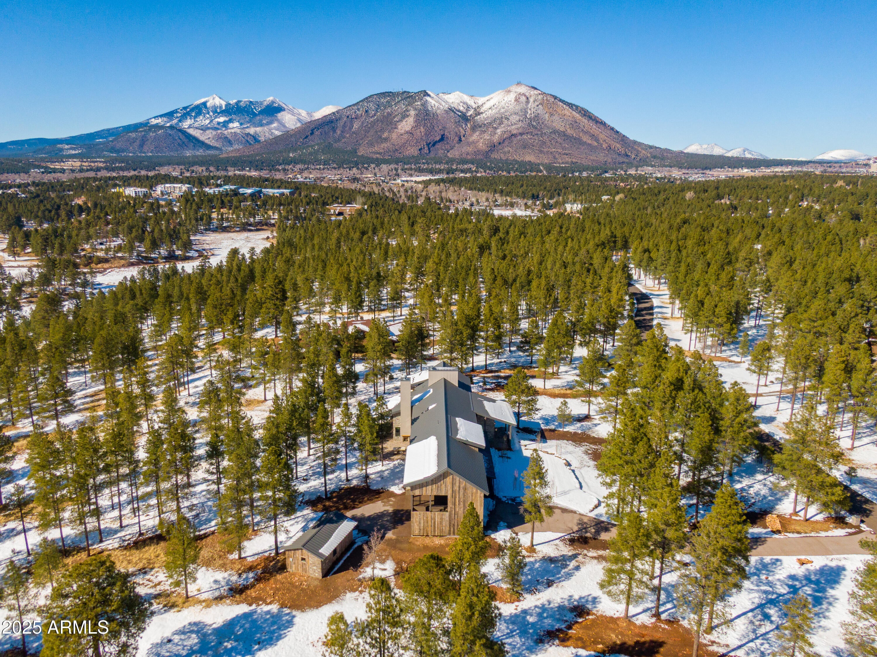 Flagstaff, Arizona, 86004, United States, 4 Bedrooms Bedrooms, ,6 BathroomsBathrooms,Residential,Active,1756417