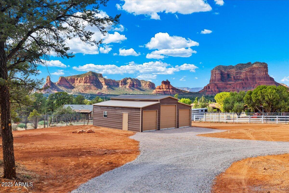 Sedona, Arizona, 86351, United States, 5 Bedrooms Bedrooms, ,6 BathroomsBathrooms,Residential,Active,1944107