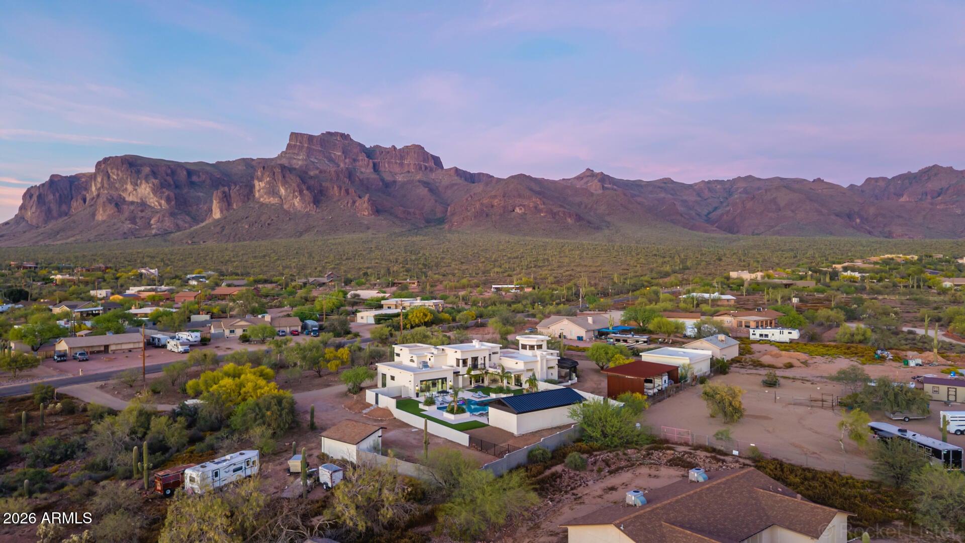 Apache Junction, Arizona, 85119, United States, 4 Bedrooms Bedrooms, ,4 BathroomsBathrooms,Residential,Active,2030090