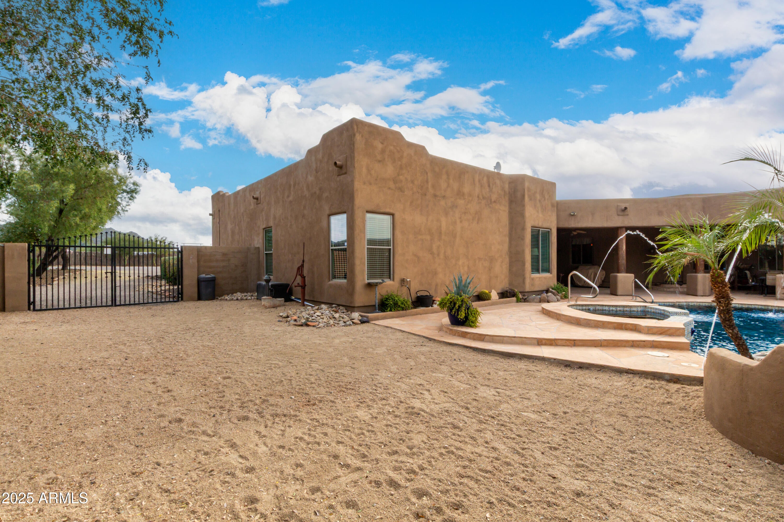 Cave Creek, Arizona, 85331, United States, 4 Bedrooms Bedrooms, ,4 BathroomsBathrooms,Residential,Active,2006894