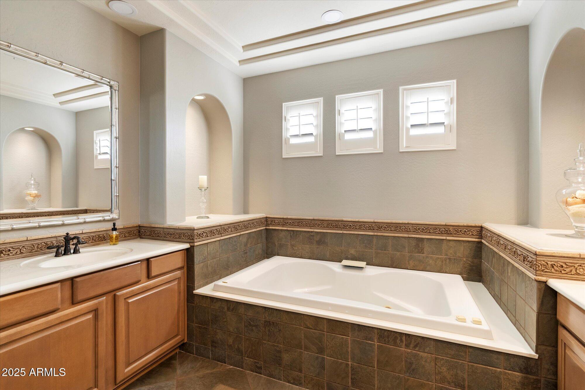 Phoenix, Arizona, 85050, United States, 4 Bedrooms Bedrooms, ,4 BathroomsBathrooms,Residential,Active,1999268