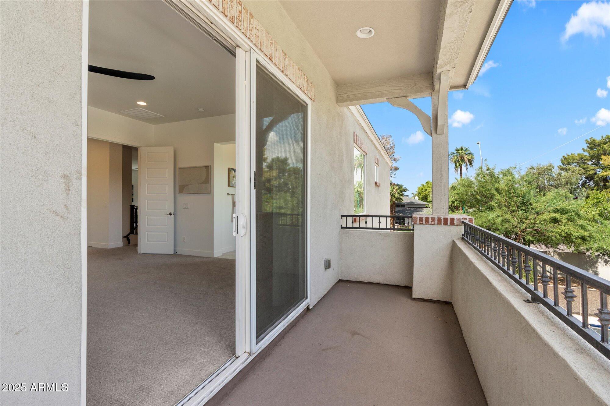 Phoenix, Arizona, 85021, United States, 4 Bedrooms Bedrooms, ,5 BathroomsBathrooms,Residential,Active,1929685