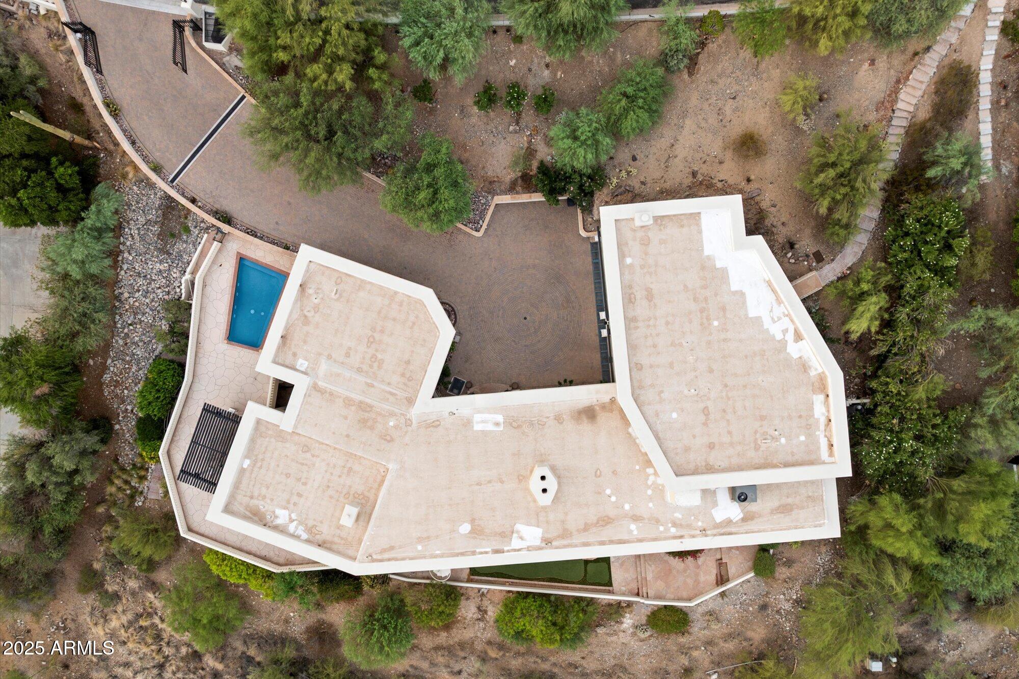 Paradise Valley, Arizona, 85253, United States, 6 Bedrooms Bedrooms, ,7 BathroomsBathrooms,Residential,Active,1946519