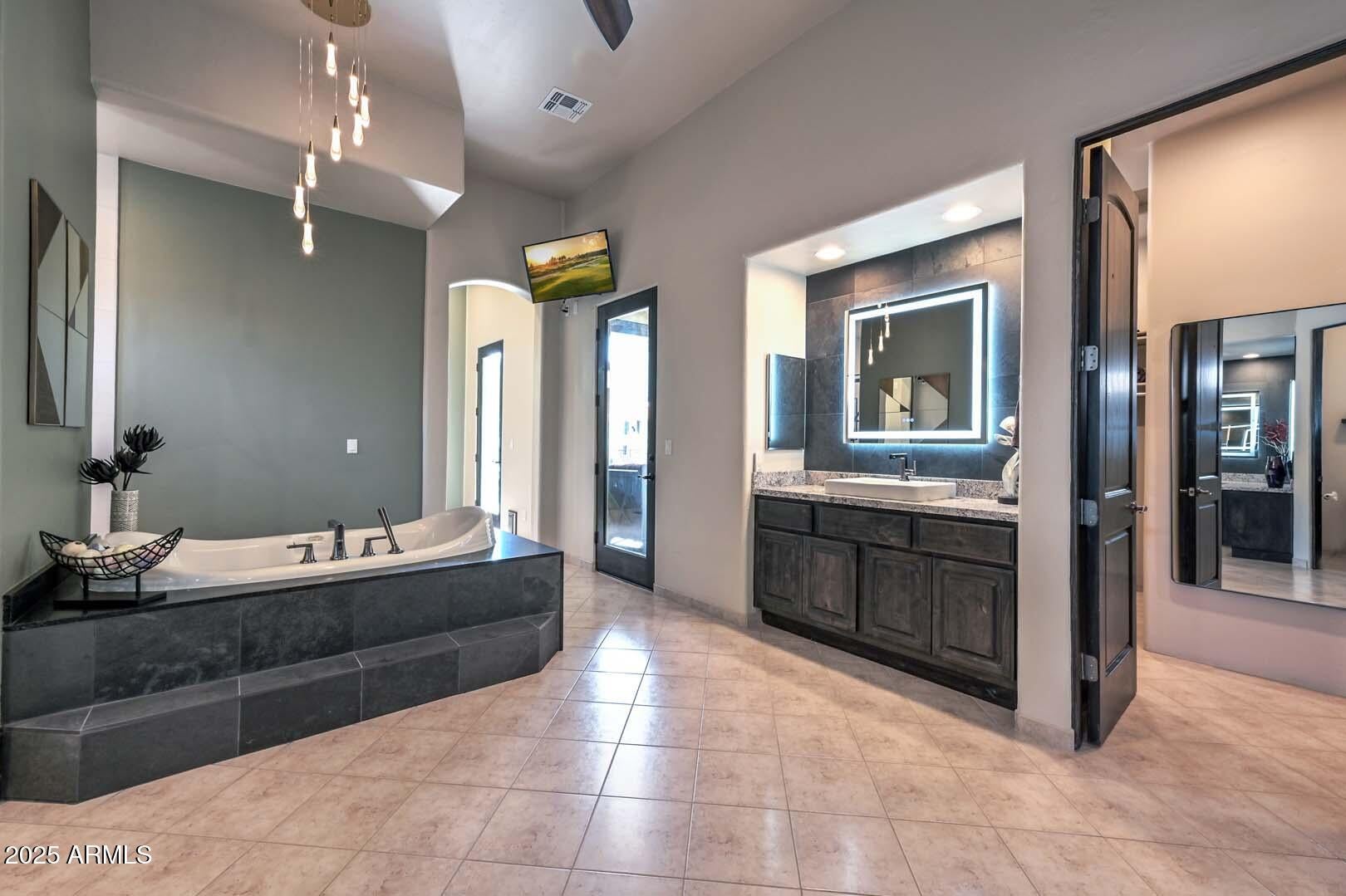 Peoria, Arizona, 85383, United States, 3 Bedrooms Bedrooms, ,4 BathroomsBathrooms,Residential,Active,1943830
