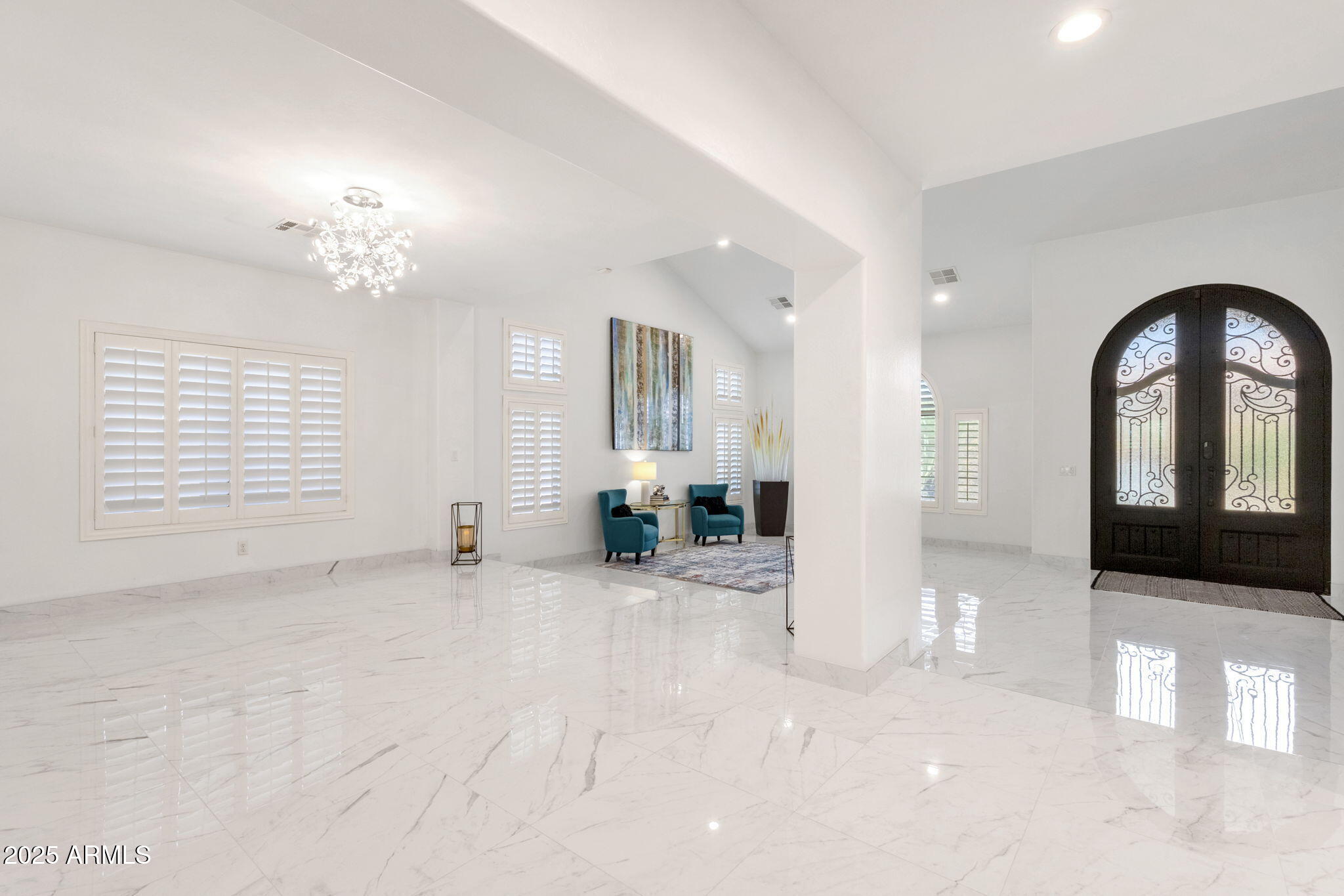 Cave Creek, Arizona, 85331, United States, 5 Bedrooms Bedrooms, ,4 BathroomsBathrooms,Residential,Active,1914836