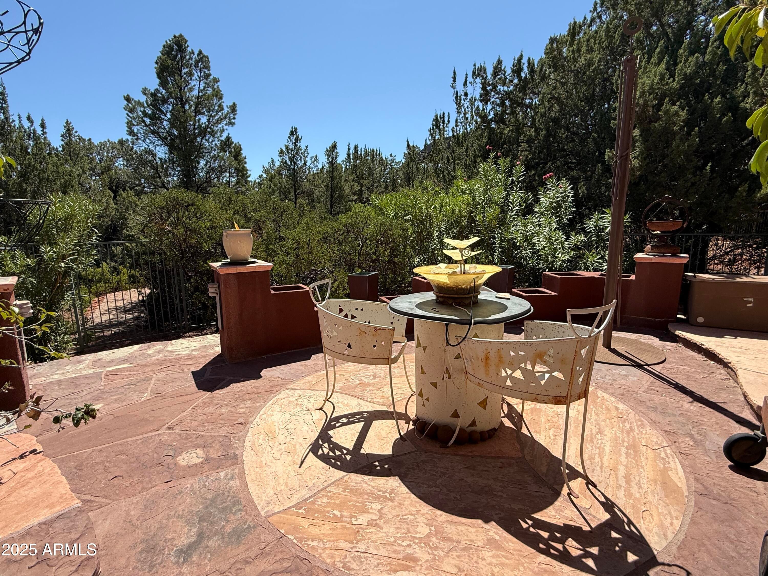 Sedona, Arizona, 86336, United States, 3 Bedrooms Bedrooms, ,3 BathroomsBathrooms,Residential,Active,1944285