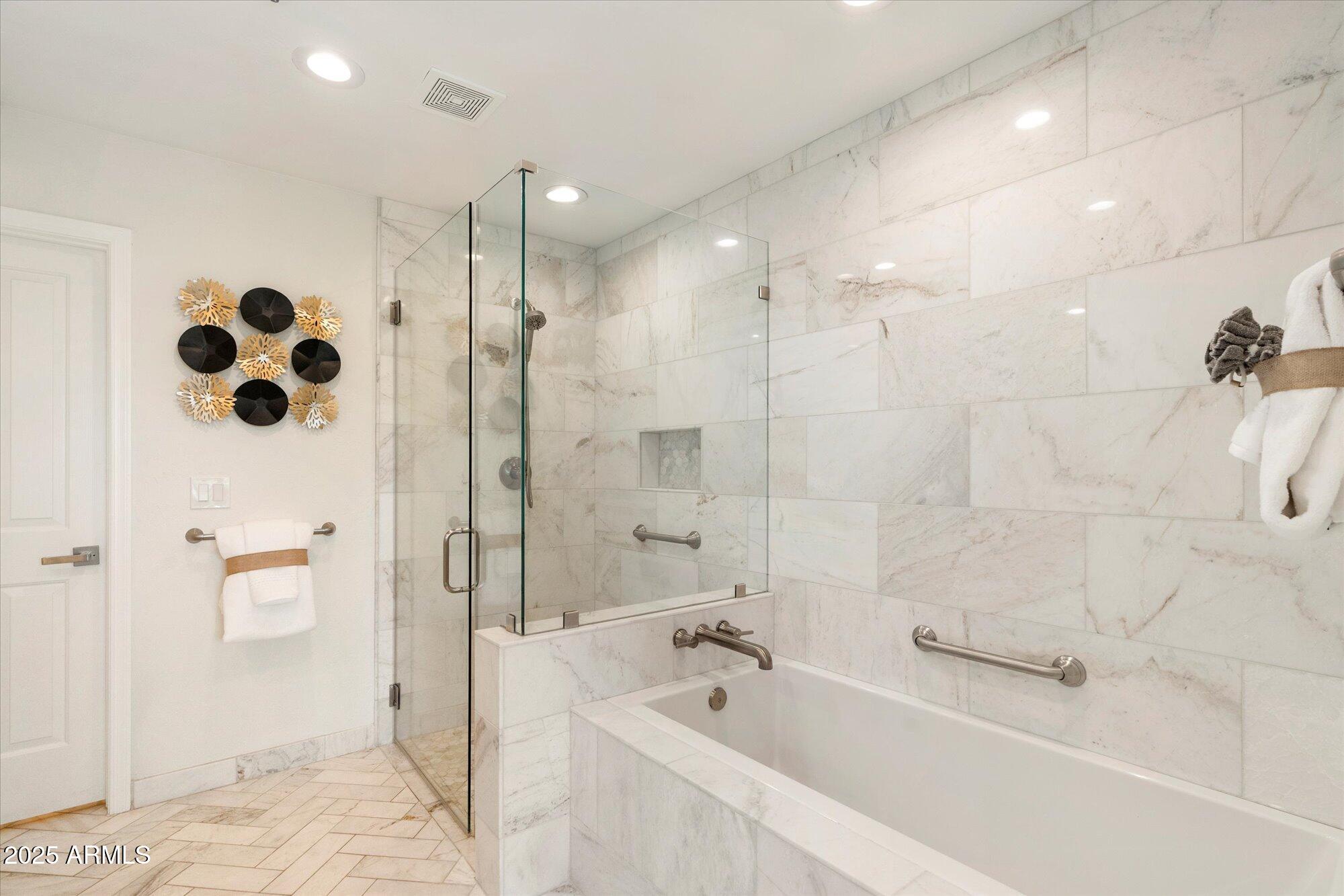 Scottsdale, Arizona, 85250, United States, 4 Bedrooms Bedrooms, ,3 BathroomsBathrooms,Residential,Active,2007185