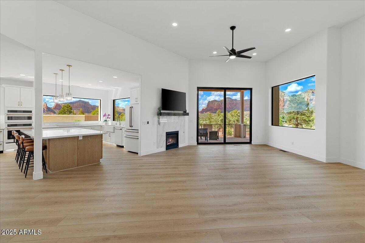 Sedona, Arizona, 86351, United States, 5 Bedrooms Bedrooms, ,6 BathroomsBathrooms,Residential,Active,1944107