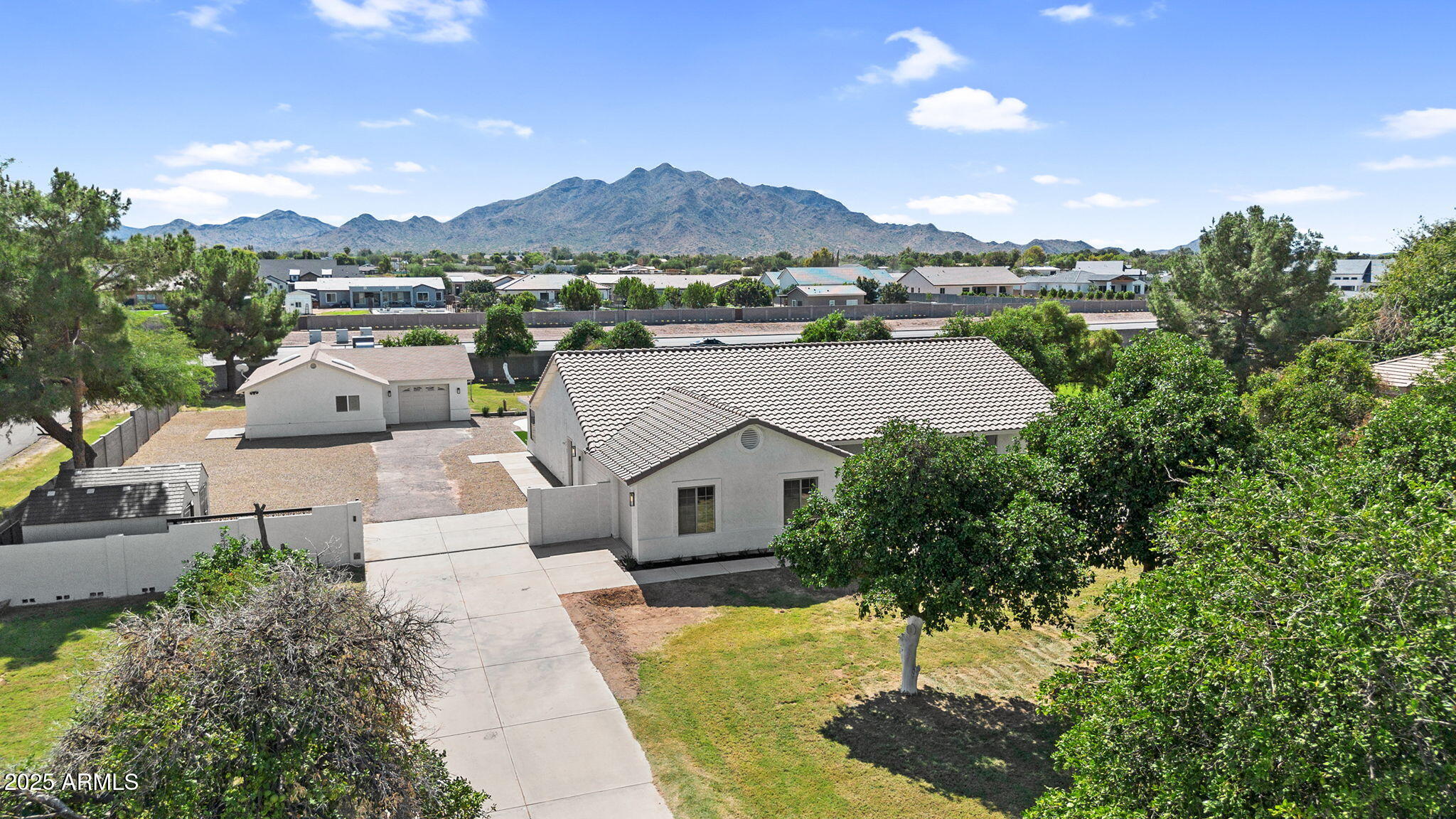 Gilbert, Arizona, 85298, United States, 5 Bedrooms Bedrooms, ,3 BathroomsBathrooms,Residential,Pending,2006857