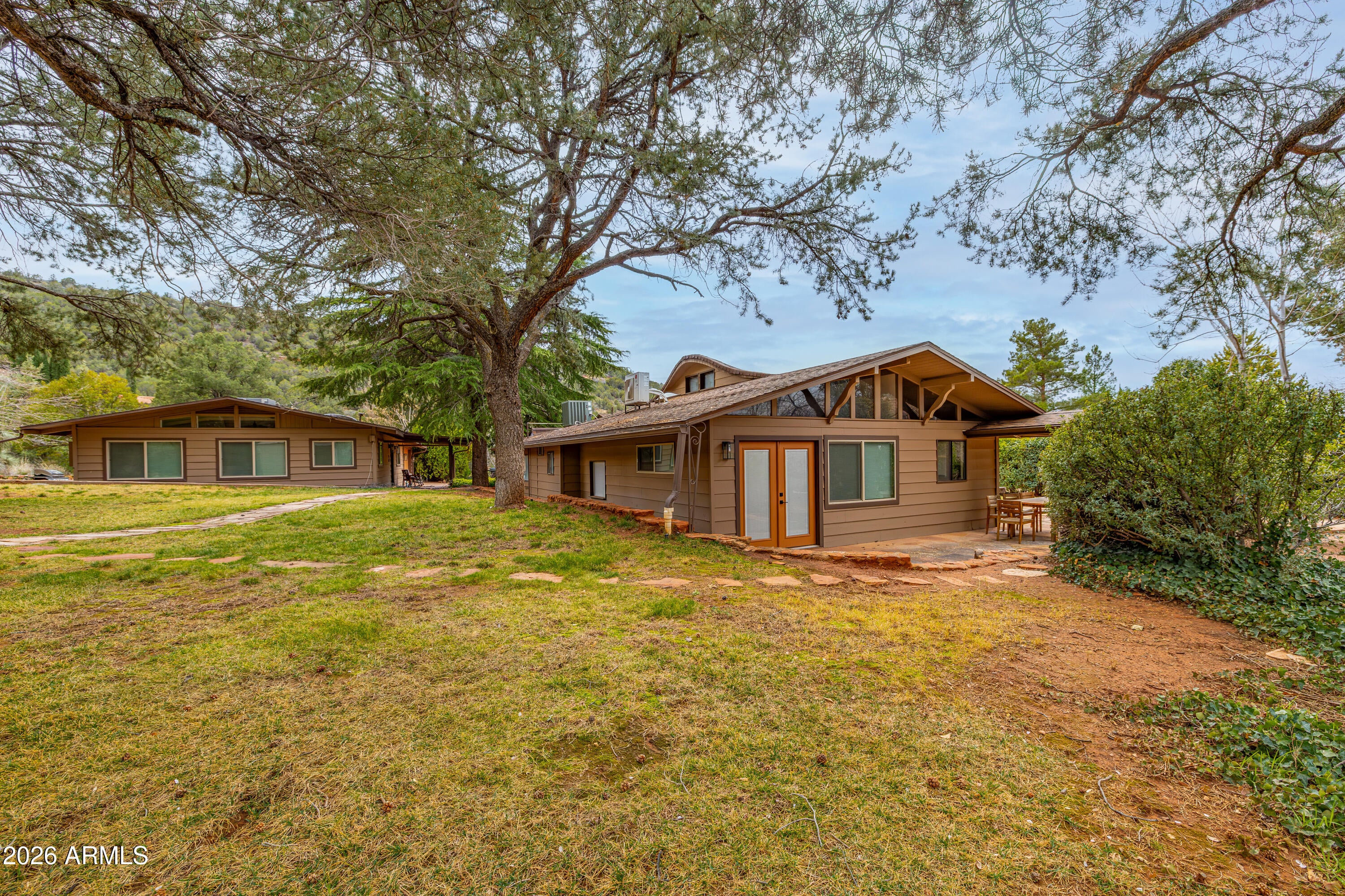 Sedona, Arizona, 86336, United States, 4 Bedrooms Bedrooms, ,5 BathroomsBathrooms,Residential,Active,2030993