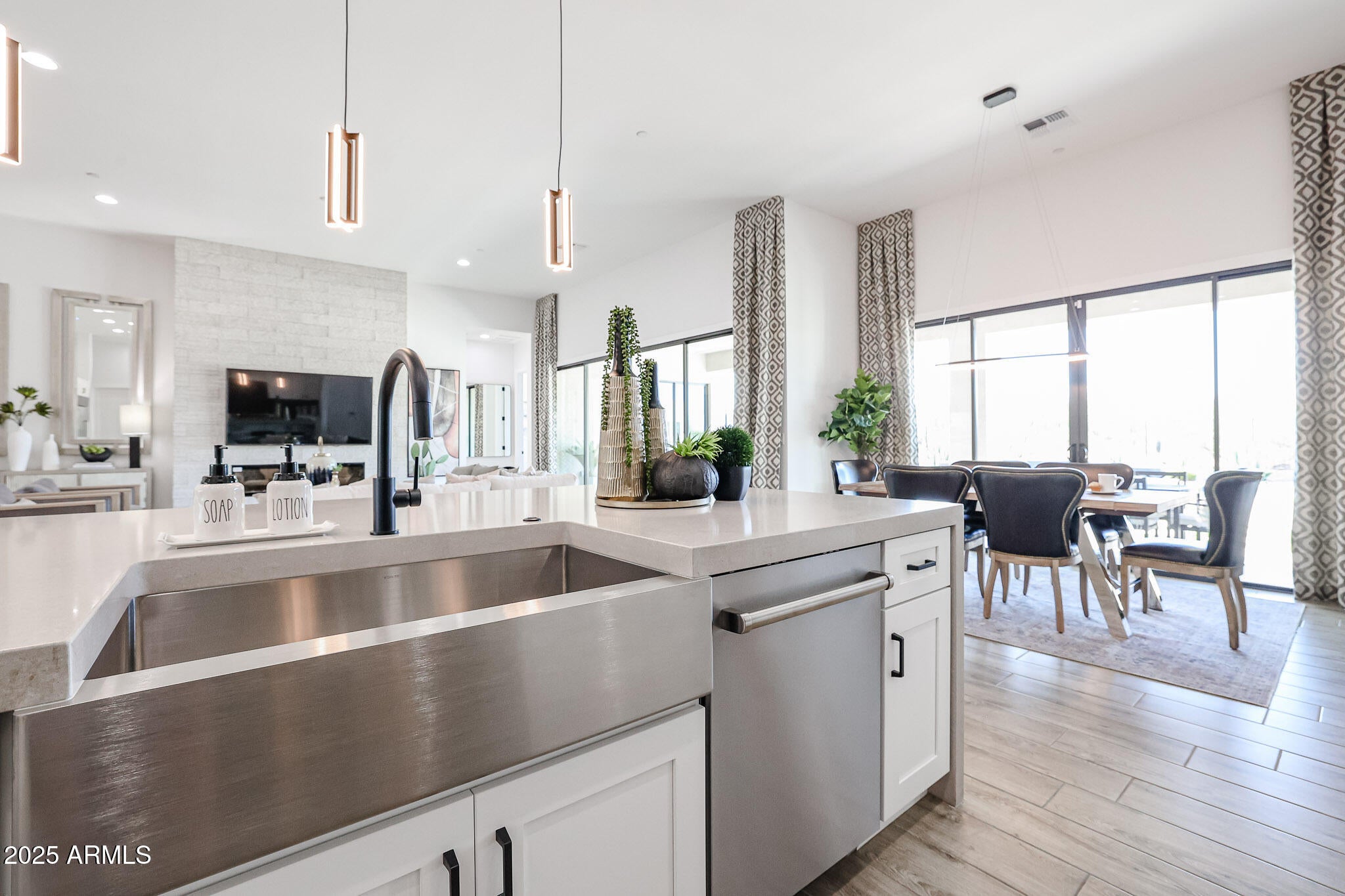 Phoenix, Arizona, 85086, United States, 4 Bedrooms Bedrooms, ,4 BathroomsBathrooms,Residential,Active,1831829