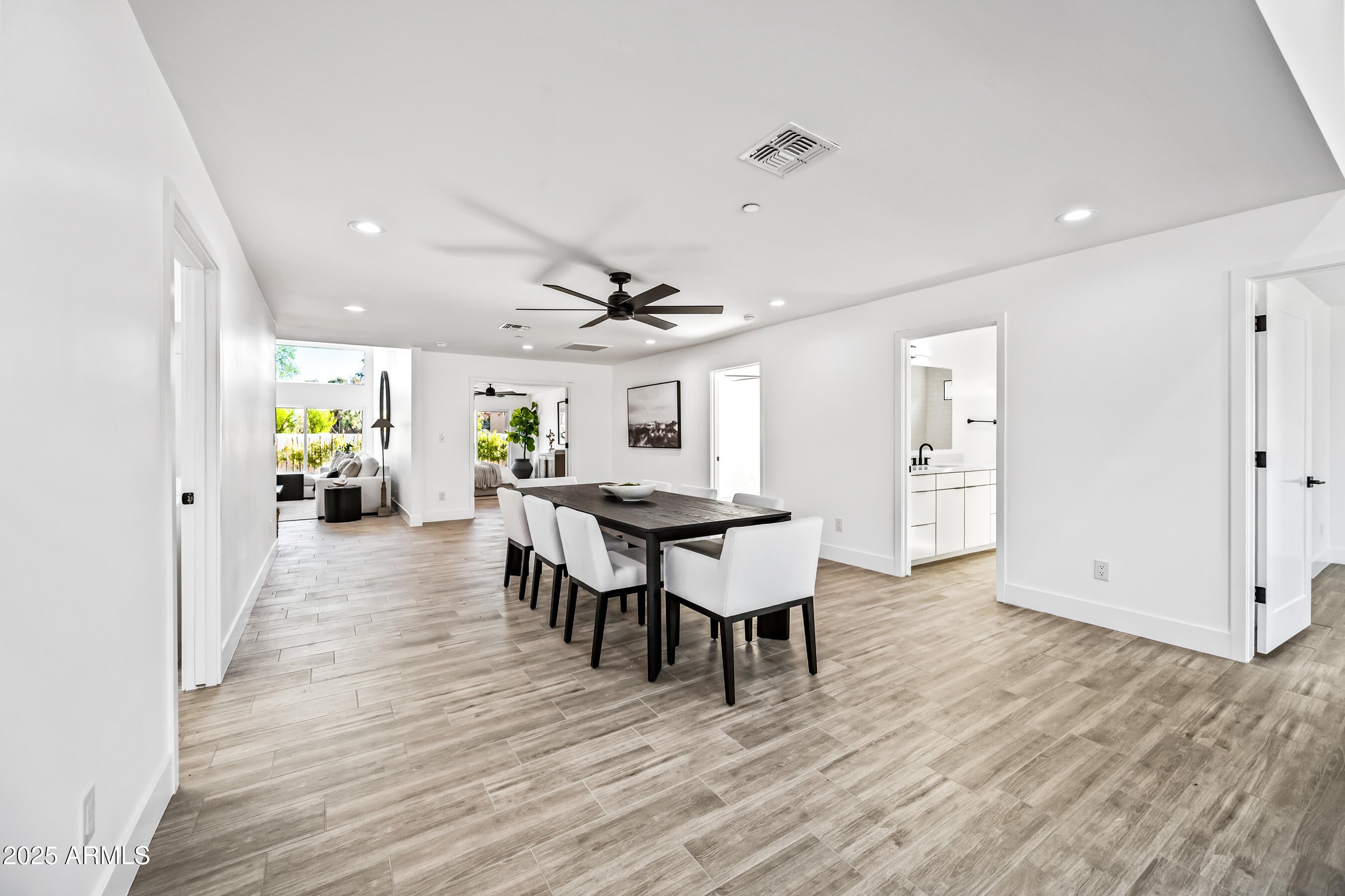 Scottsdale, Arizona, 85258, United States, 4 Bedrooms Bedrooms, ,4 BathroomsBathrooms,Residential,Active,1994950