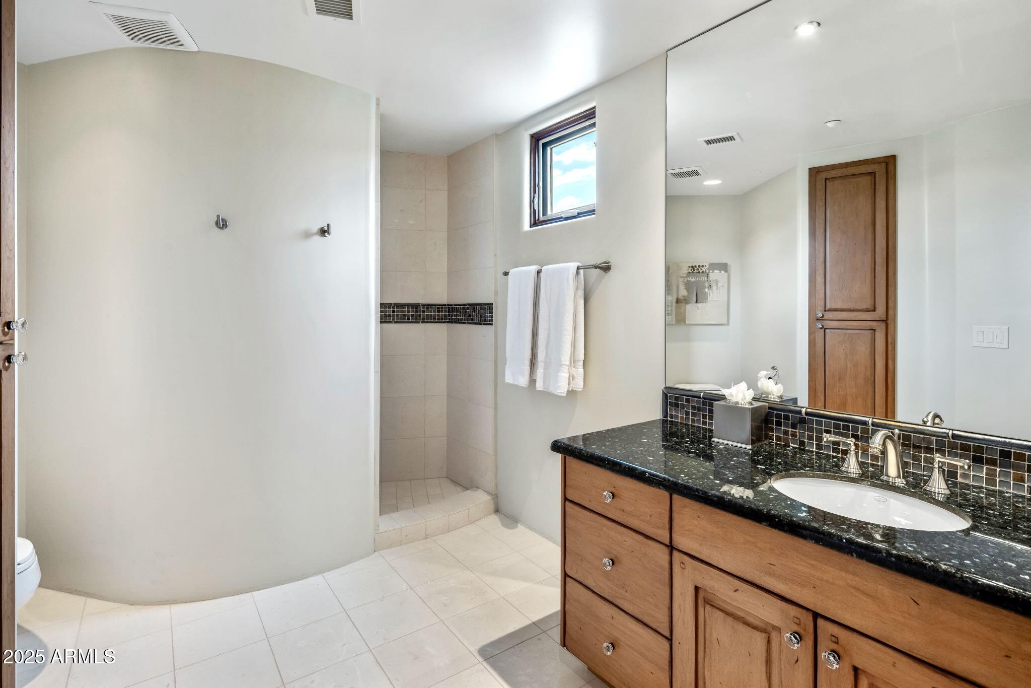 Scottsdale, Arizona, 85255, United States, 5 Bedrooms Bedrooms, ,6 BathroomsBathrooms,Residential,Active,1929782