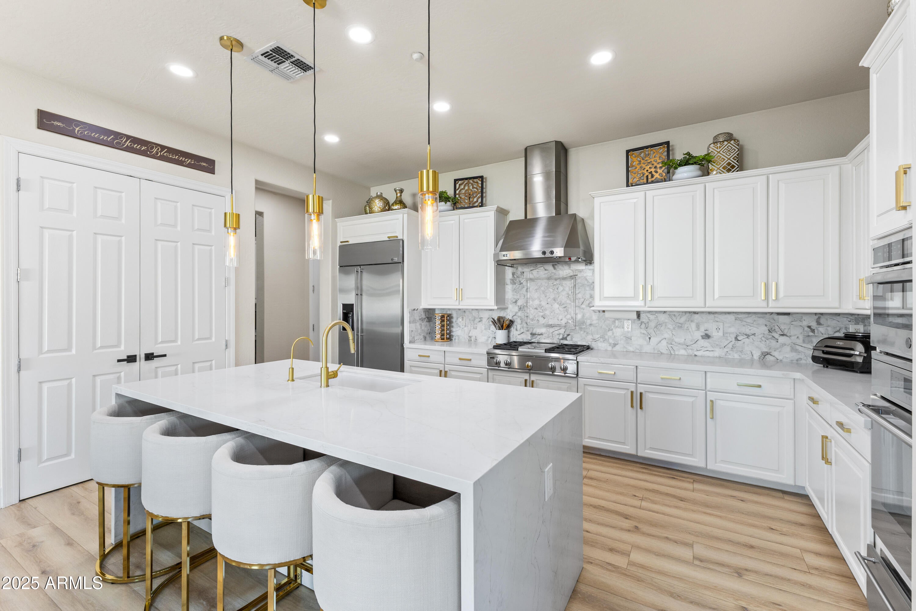 Scottsdale, Arizona, 85255, United States, 5 Bedrooms Bedrooms, ,3 BathroomsBathrooms,Residential,Active,1946529