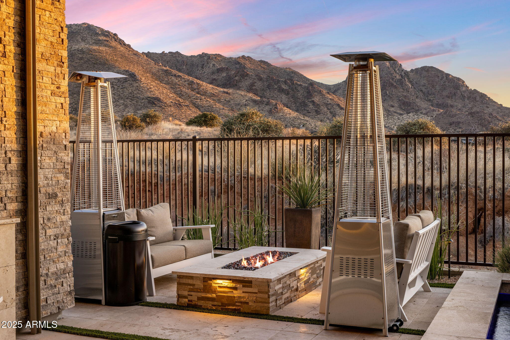 Scottsdale, Arizona, 85255, United States, 2 Bedrooms Bedrooms, ,3 BathroomsBathrooms,Residential,Active,1952594