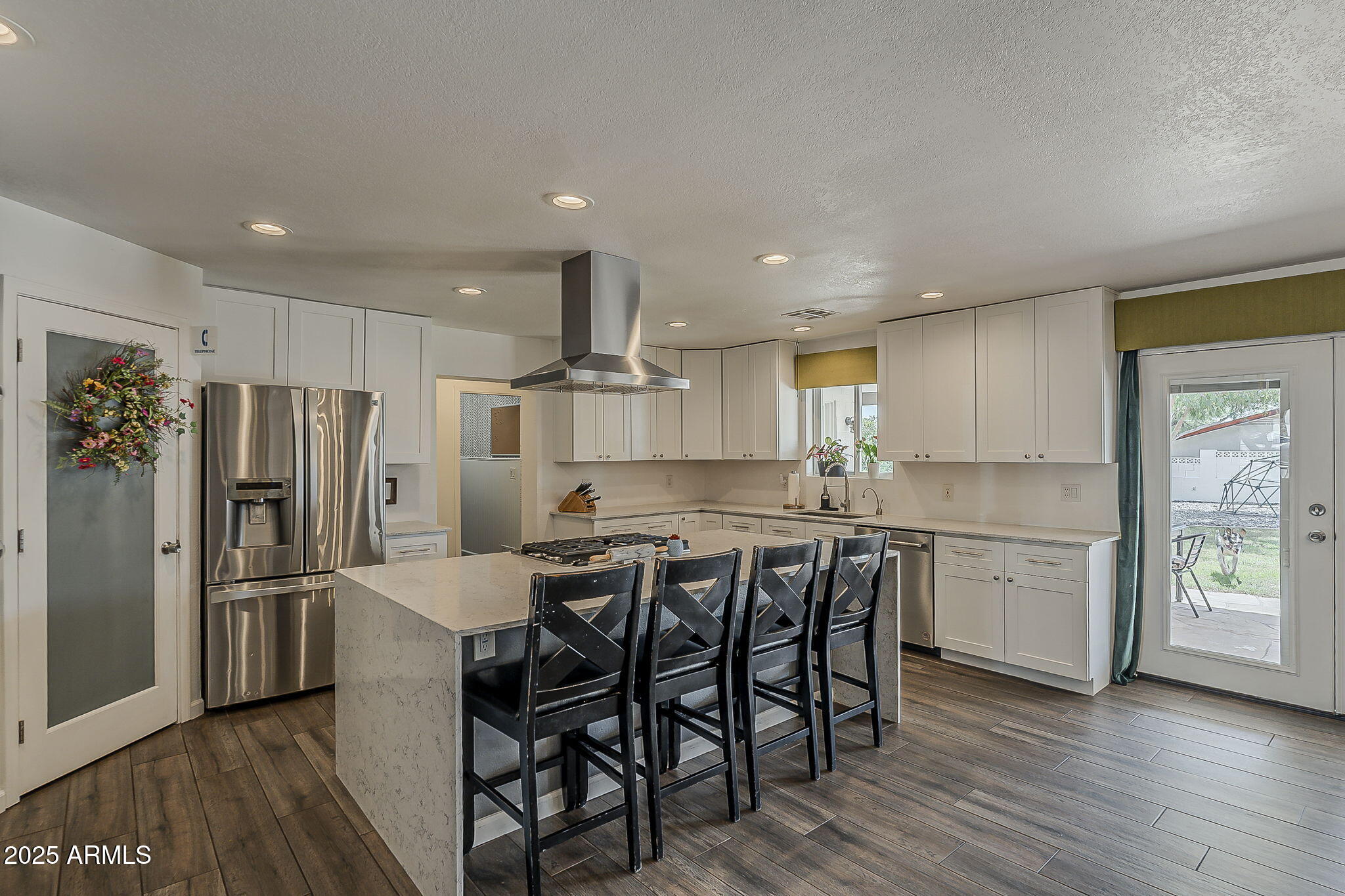 Phoenix, Arizona, 85020, United States, 4 Bedrooms Bedrooms, ,4 BathroomsBathrooms,Residential,Active,1946320