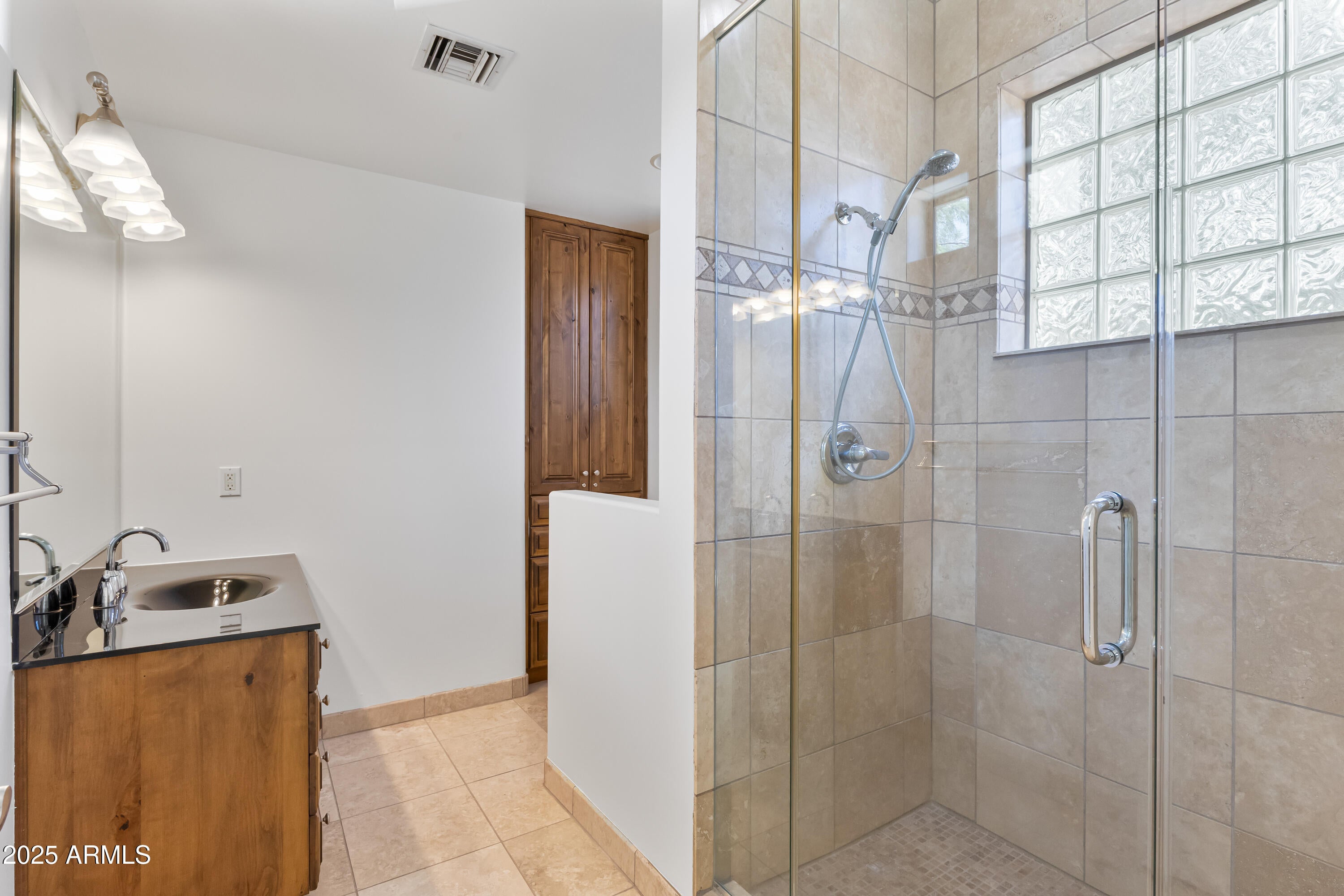 Scottsdale, Arizona, 85260, United States, 5 Bedrooms Bedrooms, ,5 BathroomsBathrooms,Residential,Active,1941373