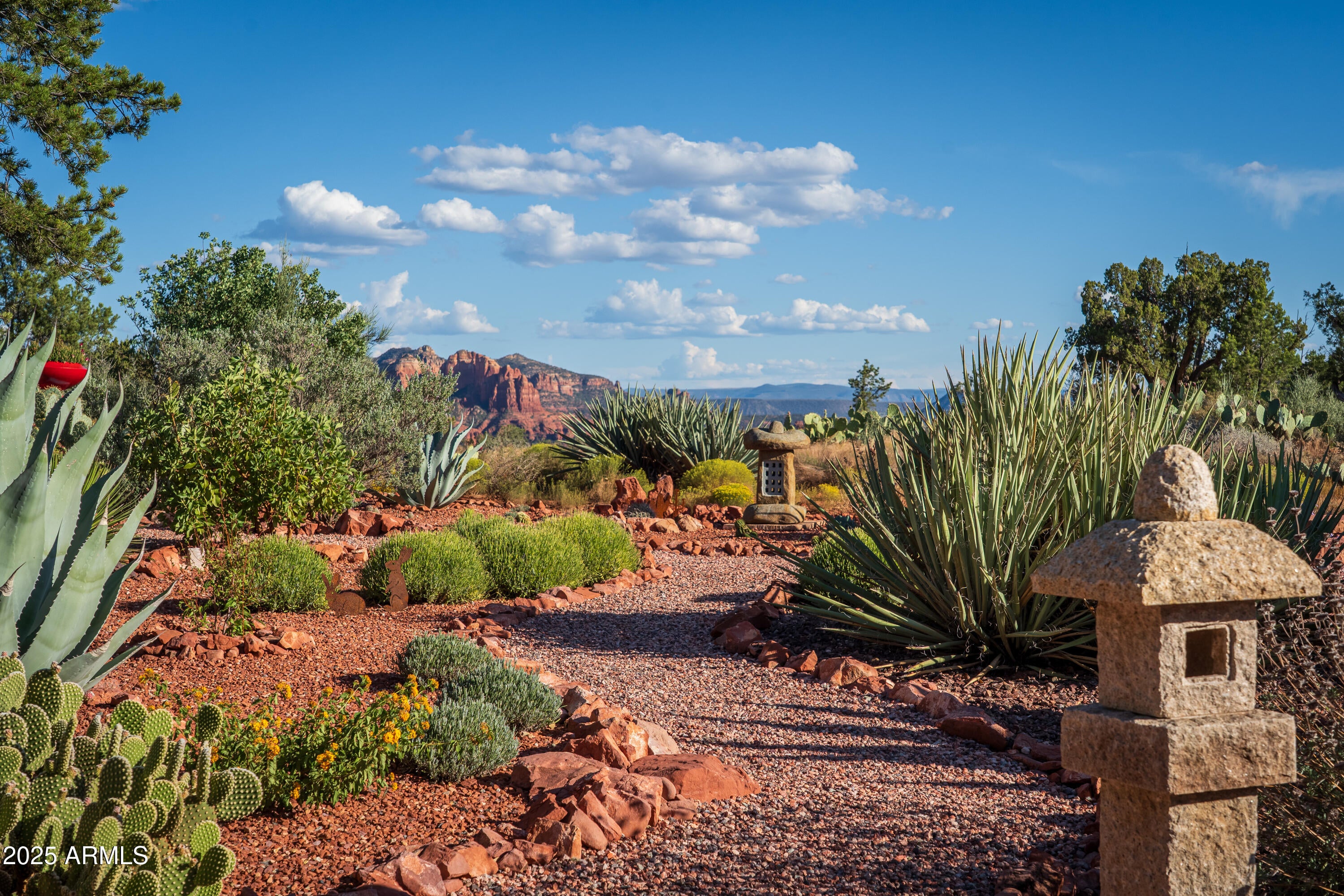 Sedona, Arizona, 86336, United States, 3 Bedrooms Bedrooms, ,4 BathroomsBathrooms,Residential,Active,1946525