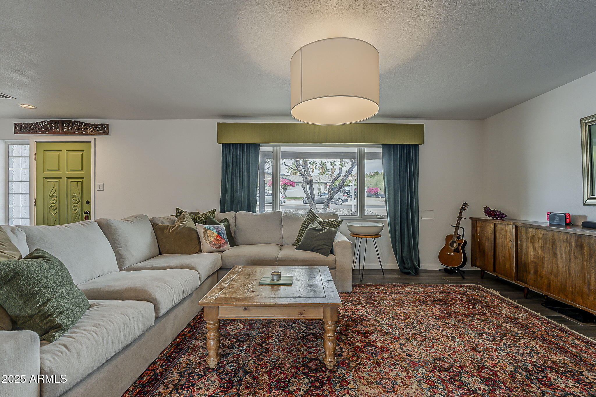 Phoenix, Arizona, 85020, United States, 4 Bedrooms Bedrooms, ,4 BathroomsBathrooms,Residential,Active,1946320