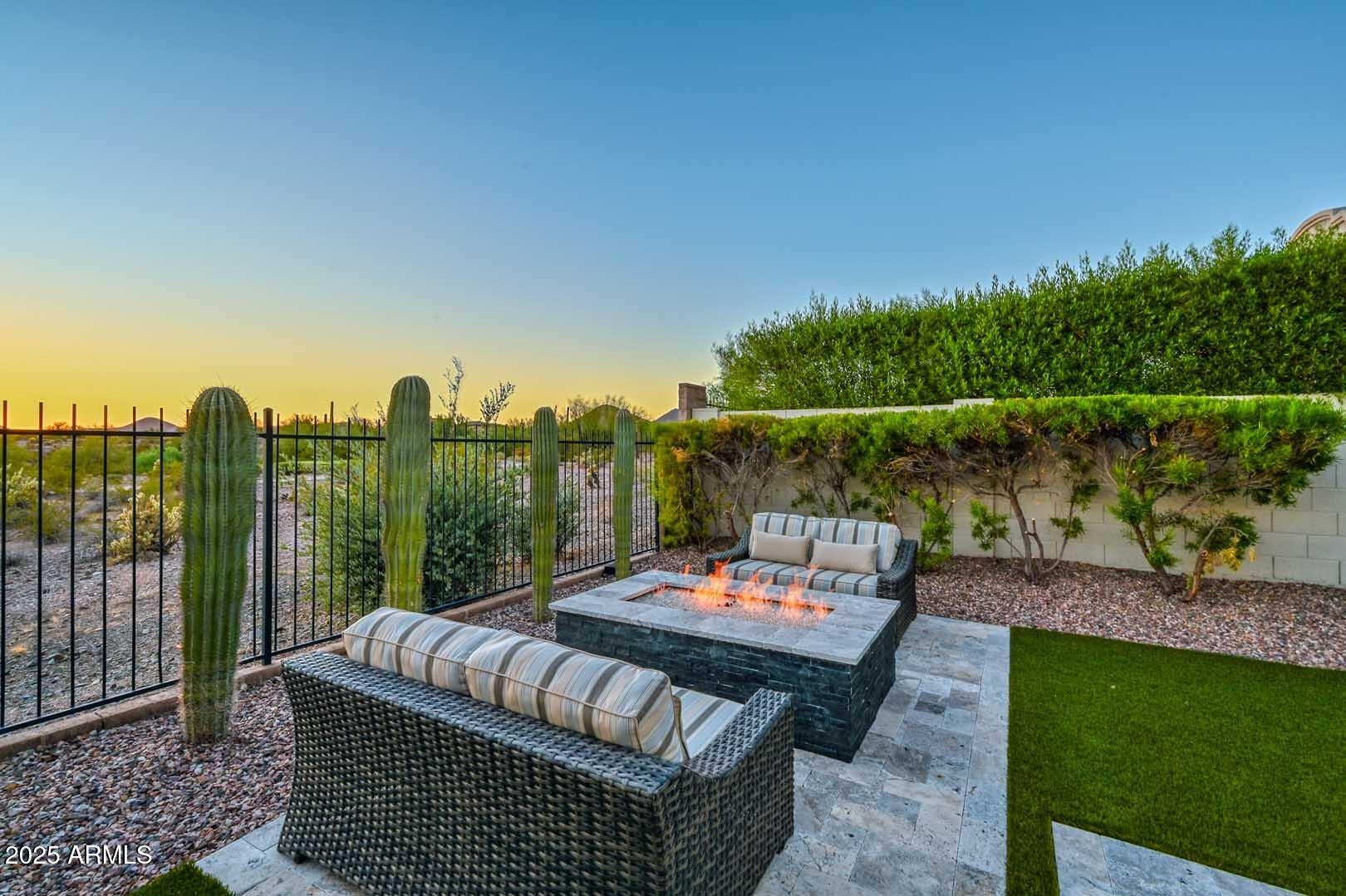 Peoria, Arizona, 85383, United States, 3 Bedrooms Bedrooms, ,4 BathroomsBathrooms,Residential,Active,2012494