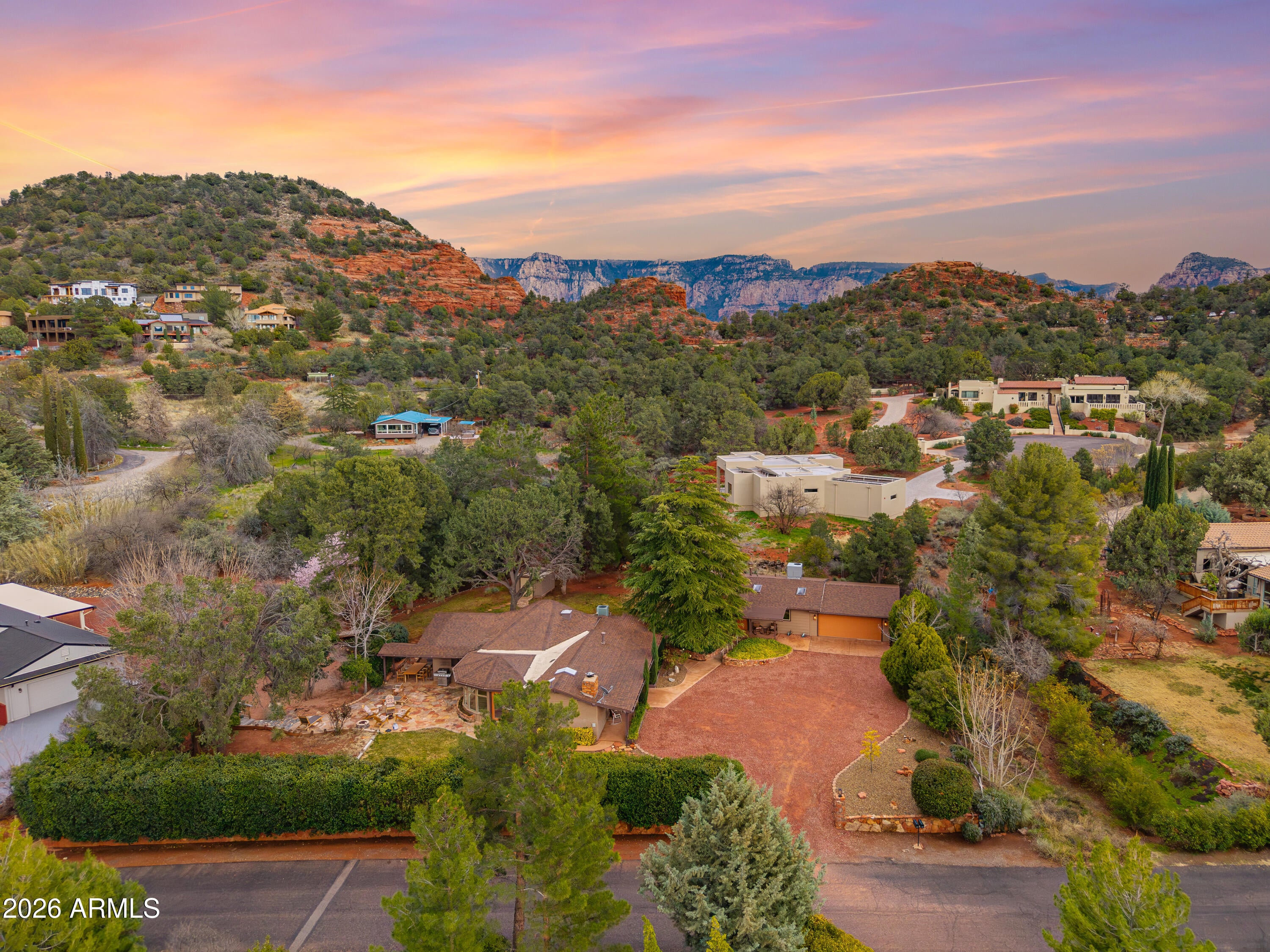 Sedona, Arizona, 86336, United States, 4 Bedrooms Bedrooms, ,5 BathroomsBathrooms,Residential,Active,2030993
