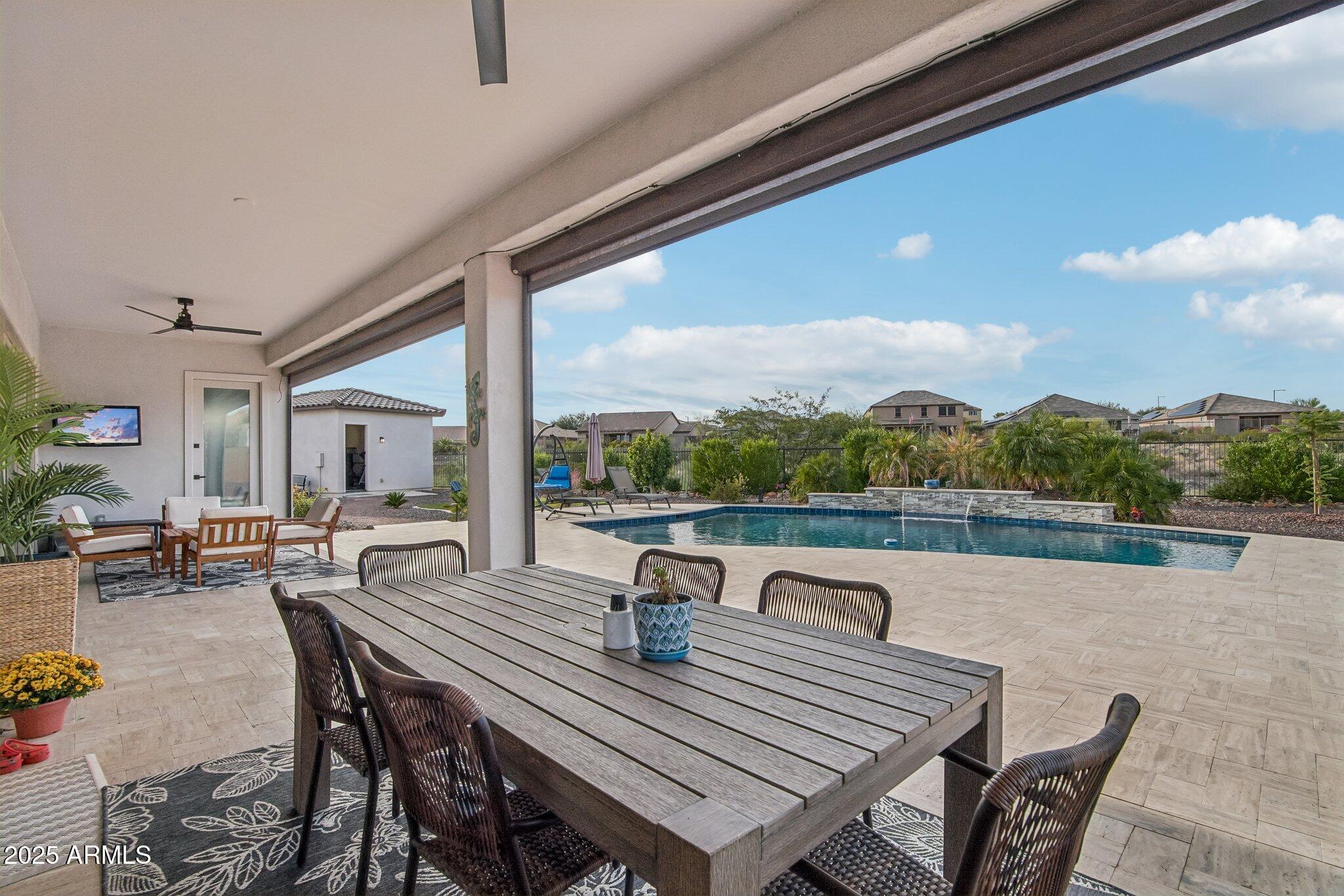 New River, Arizona, 85087, United States, 5 Bedrooms Bedrooms, ,4 BathroomsBathrooms,Residential,Active,1986912