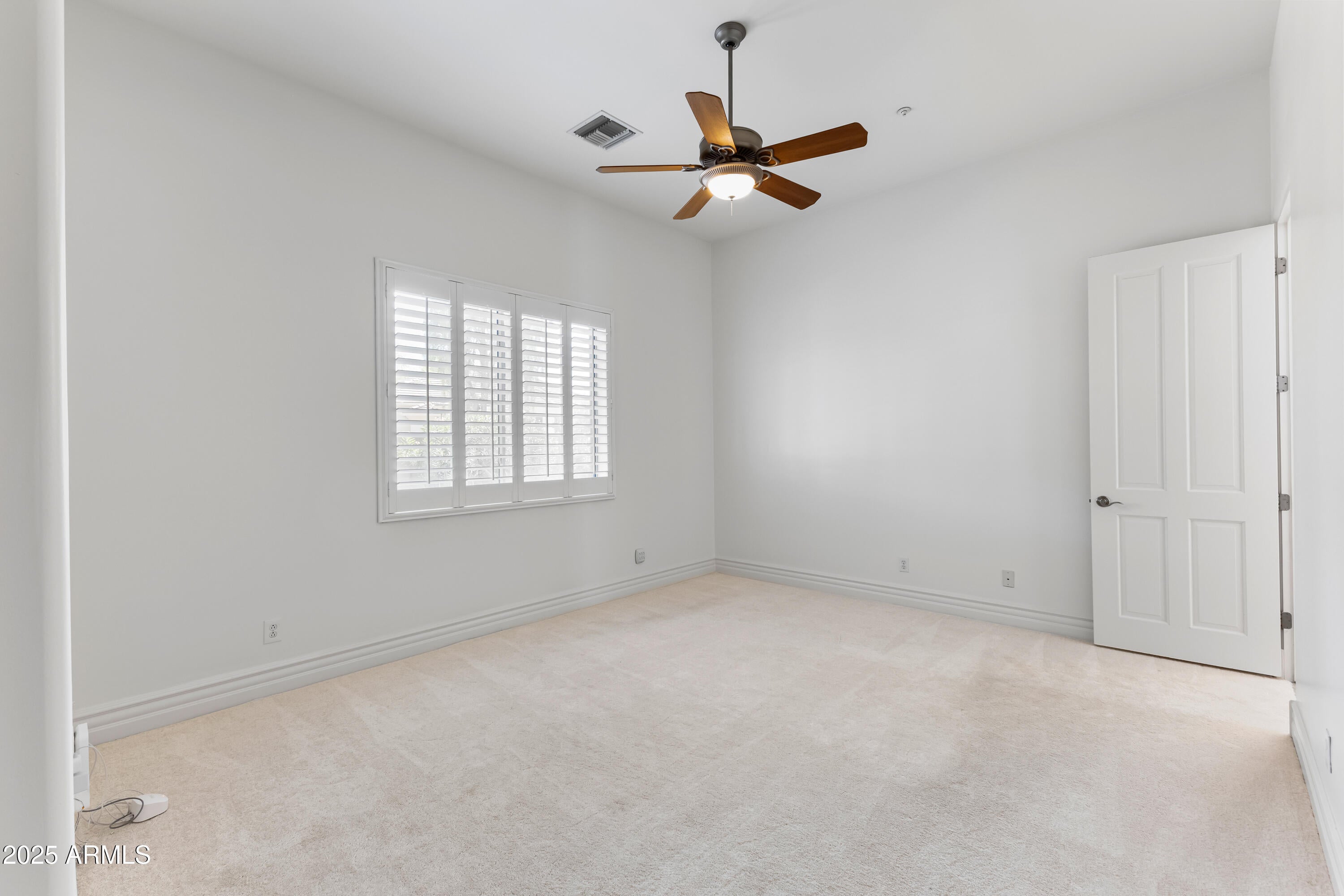 Scottsdale, Arizona, 85260, United States, 5 Bedrooms Bedrooms, ,5 BathroomsBathrooms,Residential,Active,1941373