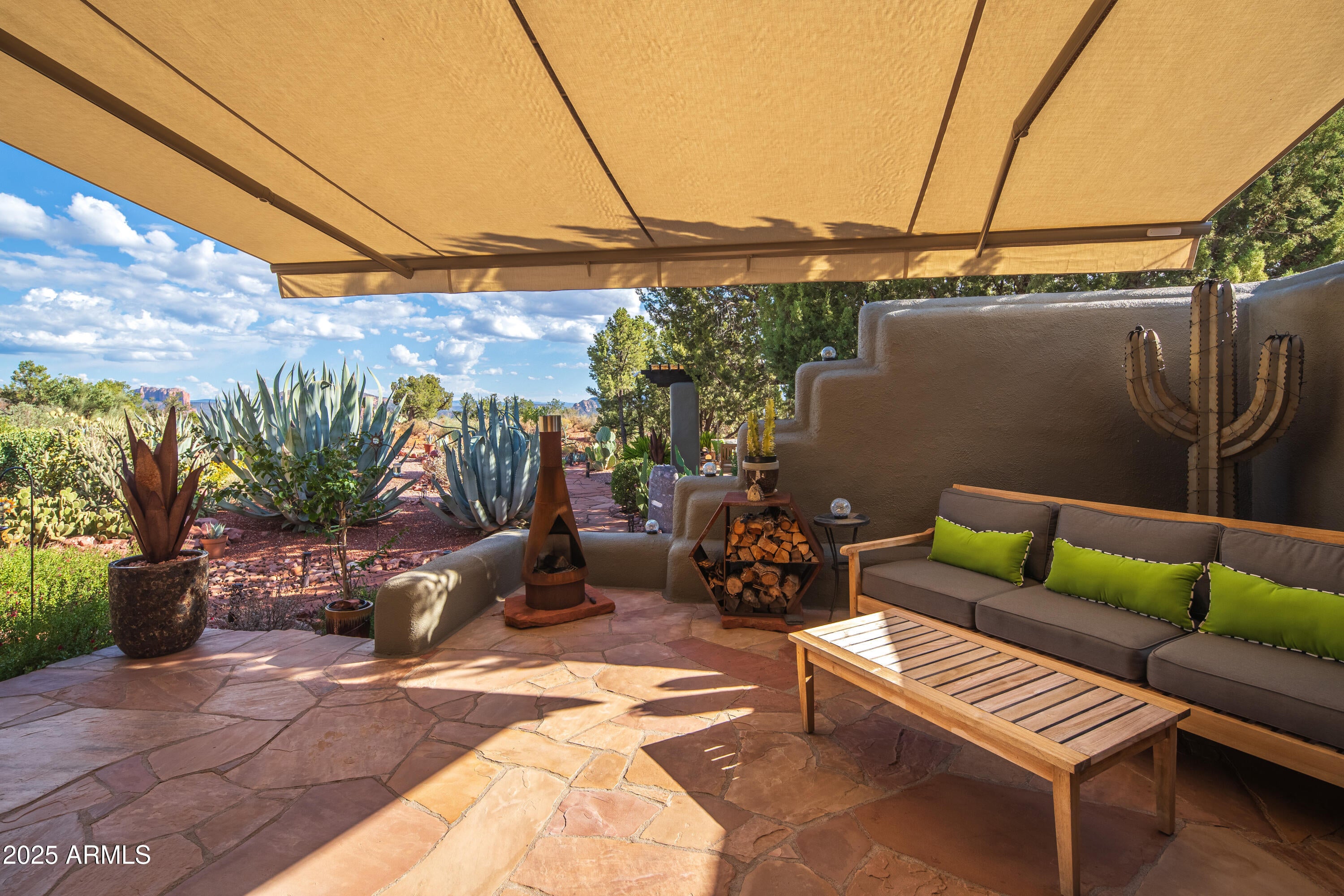 Sedona, Arizona, 86336, United States, 3 Bedrooms Bedrooms, ,4 BathroomsBathrooms,Residential,Active,1946525