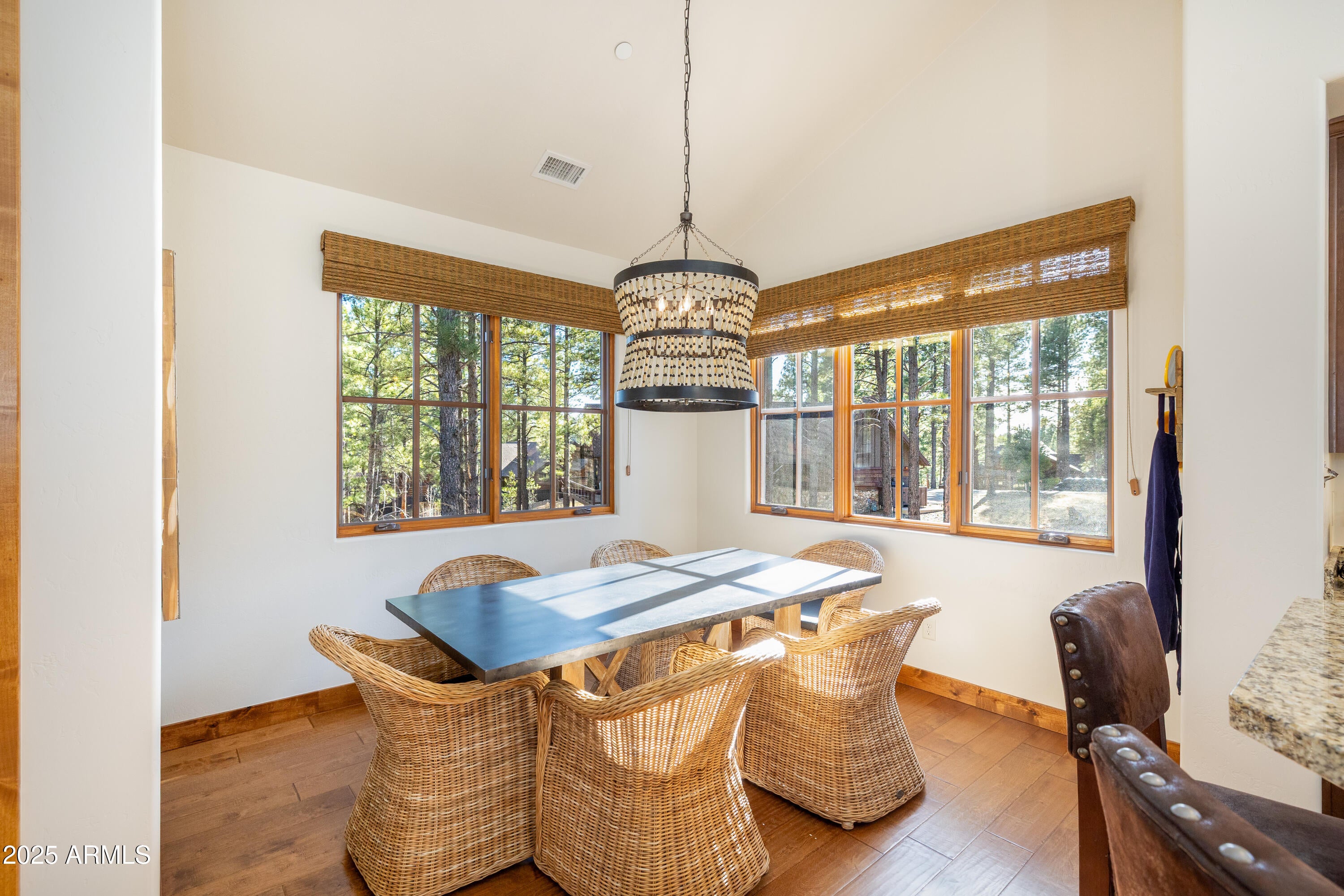 Flagstaff, Arizona, 86005, United States, 4 Bedrooms Bedrooms, ,5 BathroomsBathrooms,Residential,Active,2009813