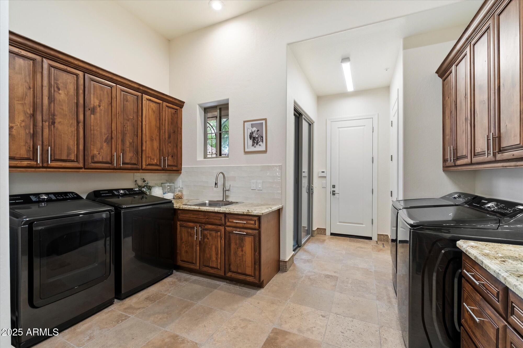 Scottsdale, Arizona, 85266, United States, 5 Bedrooms Bedrooms, ,7 BathroomsBathrooms,Residential,Active,1914791