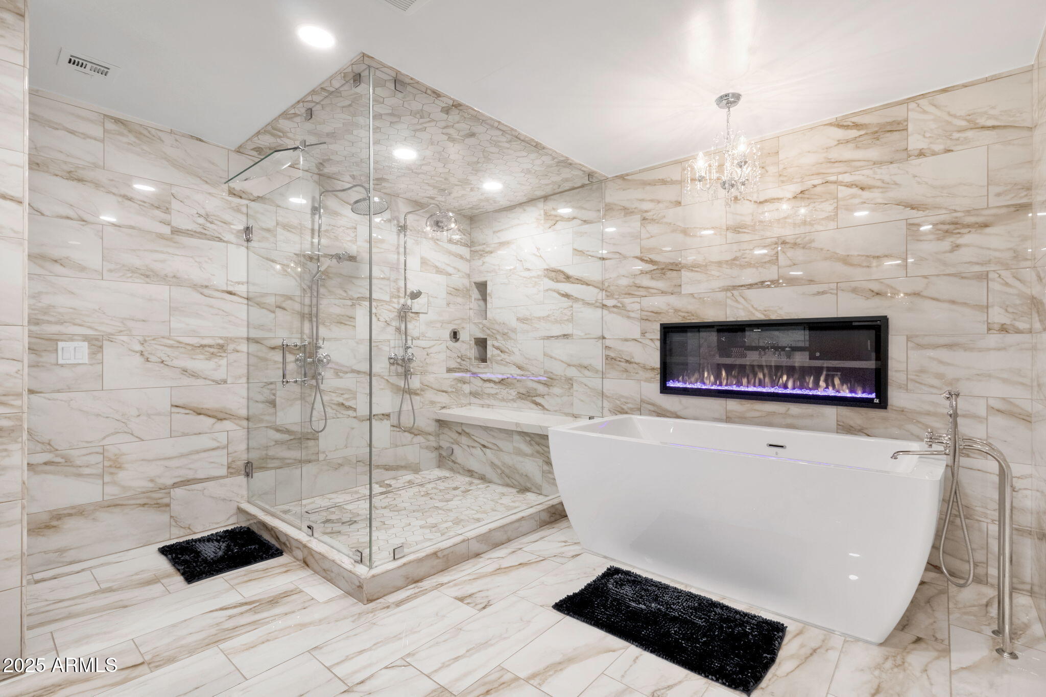 Cave Creek, Arizona, 85331, United States, 5 Bedrooms Bedrooms, ,4 BathroomsBathrooms,Residential,Active,1914836