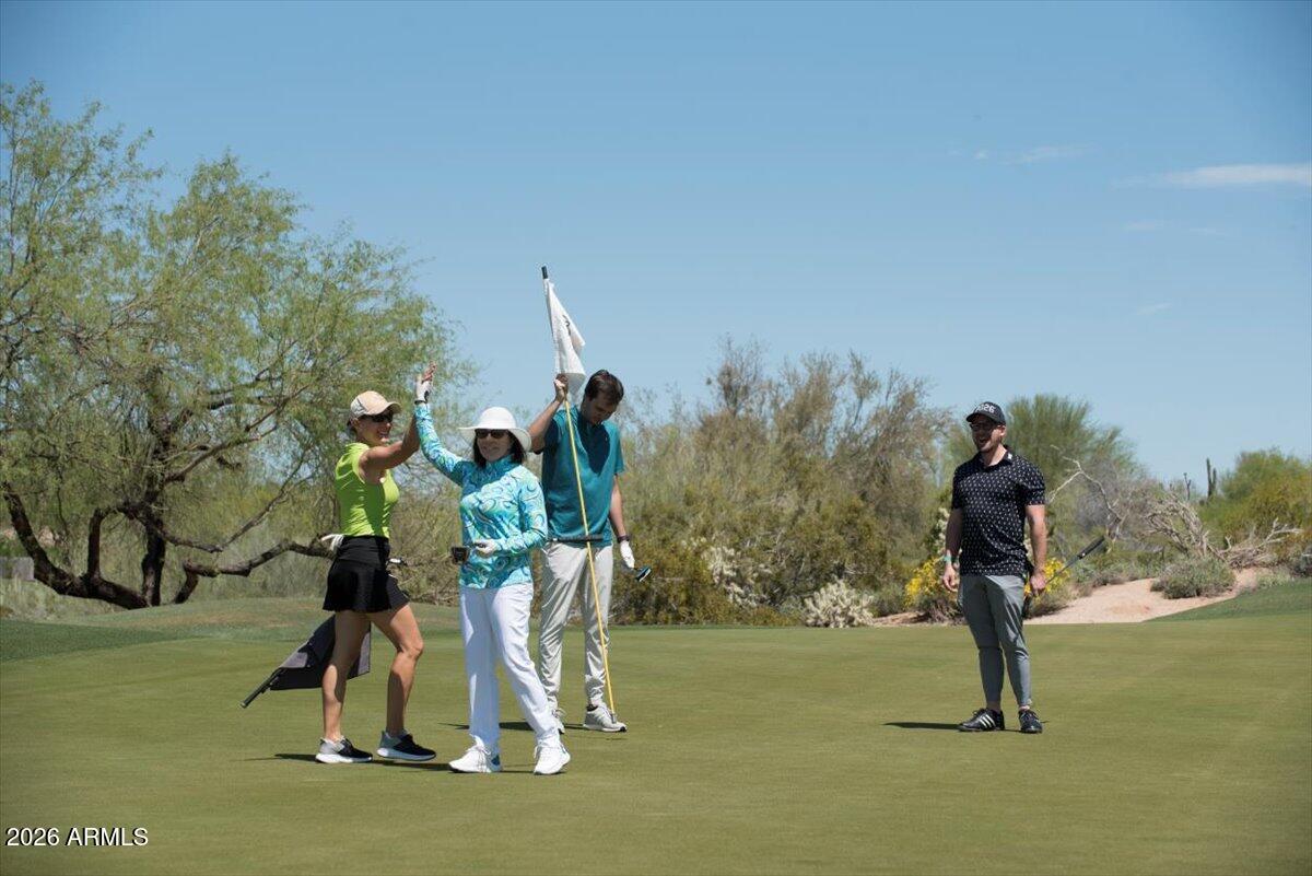 Phoenix, Arizona, 85054, United States, 4 Bedrooms Bedrooms, ,3 BathroomsBathrooms,Residential,Active,2008269