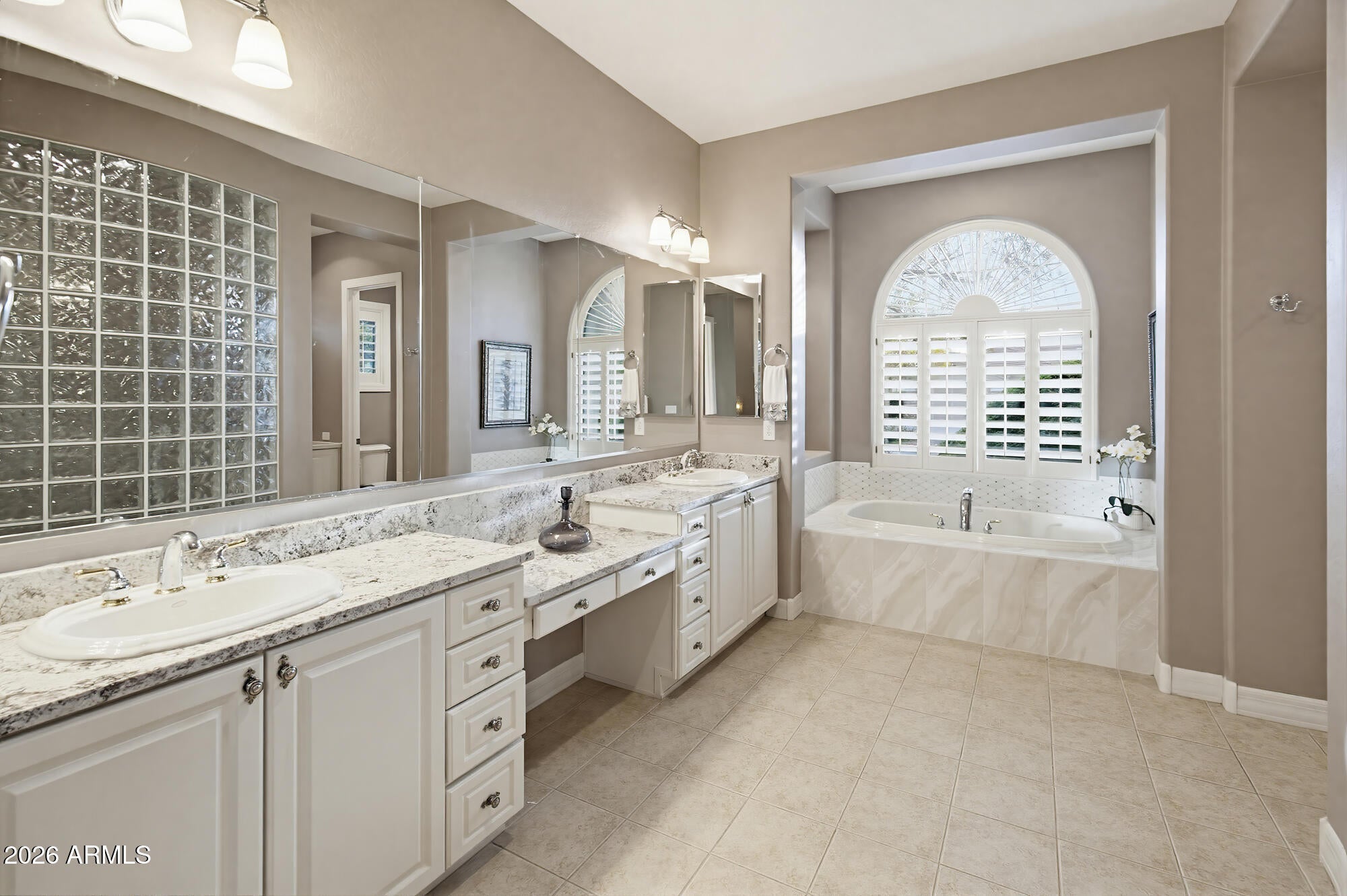 Anthem, Arizona, 85086, United States, 3 Bedrooms Bedrooms, ,3 BathroomsBathrooms,Residential,Active,2012886