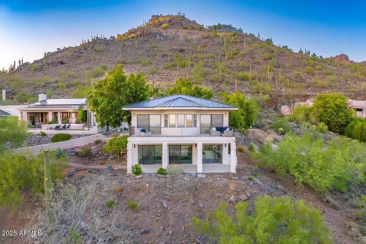 Carefree, Arizona, 85377, United States, 4 Bedrooms Bedrooms, ,5 BathroomsBathrooms,Residential,Active,1862909