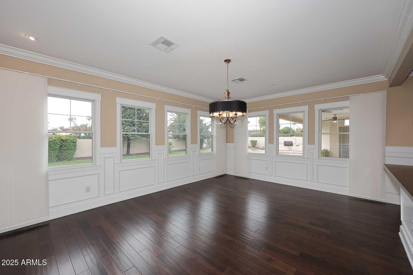 Scottsdale, Arizona, 85258, United States, 5 Bedrooms Bedrooms, ,5 BathroomsBathrooms,Residential,Active,1997642