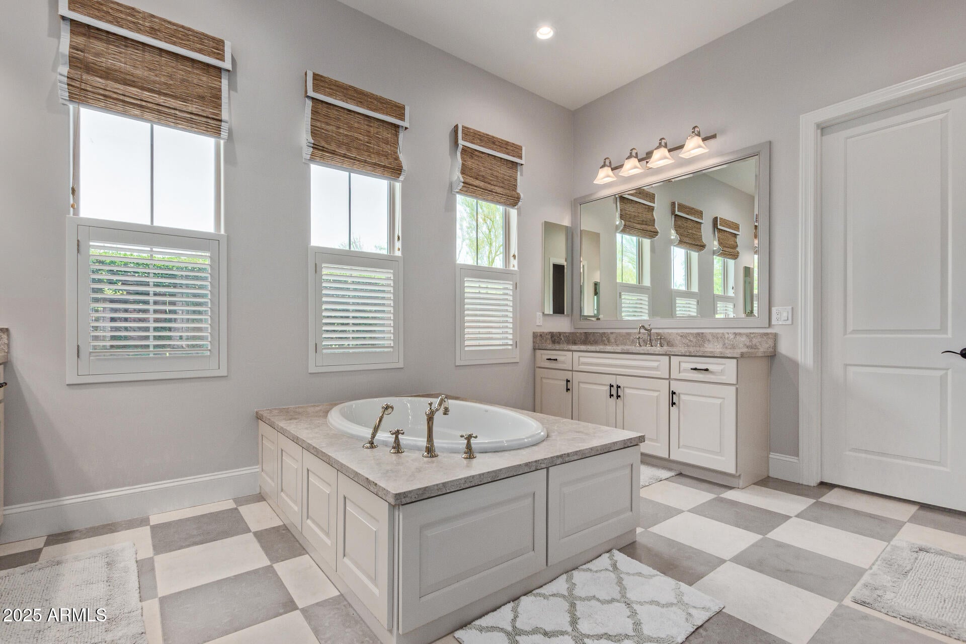 Scottsdale, Arizona, 85255, United States, 4 Bedrooms Bedrooms, ,5 BathroomsBathrooms,Residential,Active,2003543