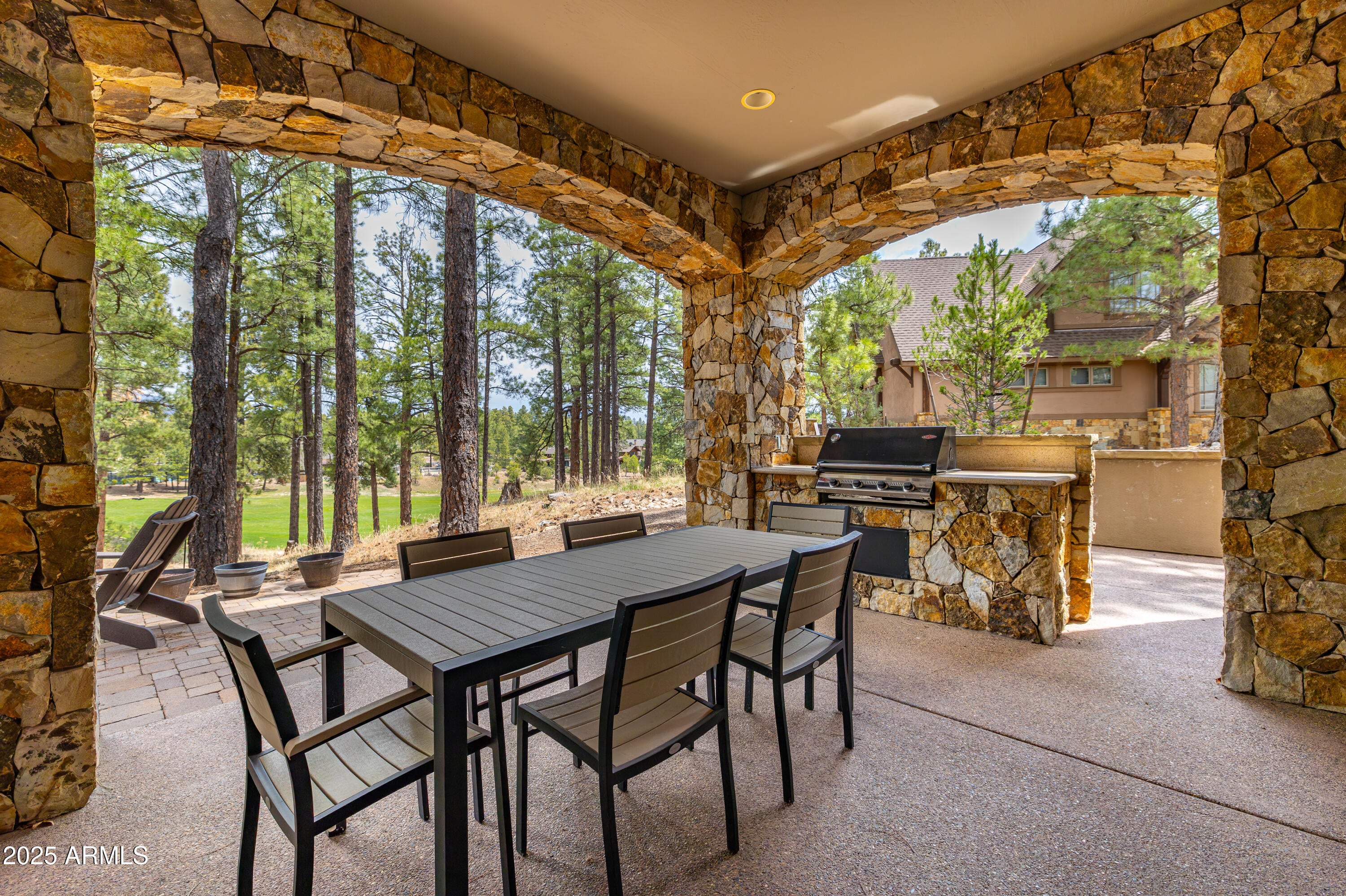 Flagstaff, Arizona, 86005, United States, 3 Bedrooms Bedrooms, ,2 BathroomsBathrooms,Residential,Active,1798236