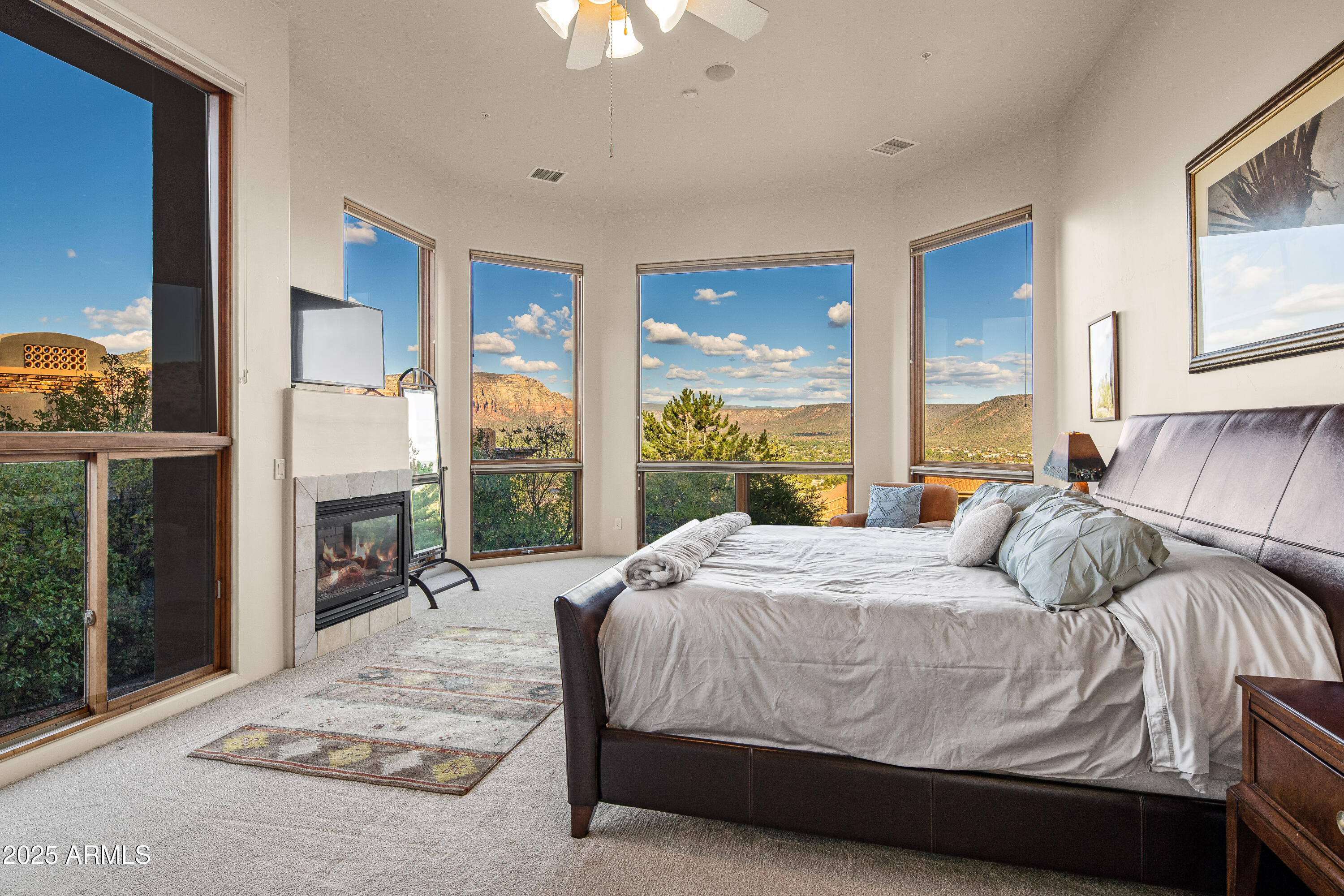 Sedona, Arizona, 86351, United States, 4 Bedrooms Bedrooms, ,5 BathroomsBathrooms,Residential,Active,1959519