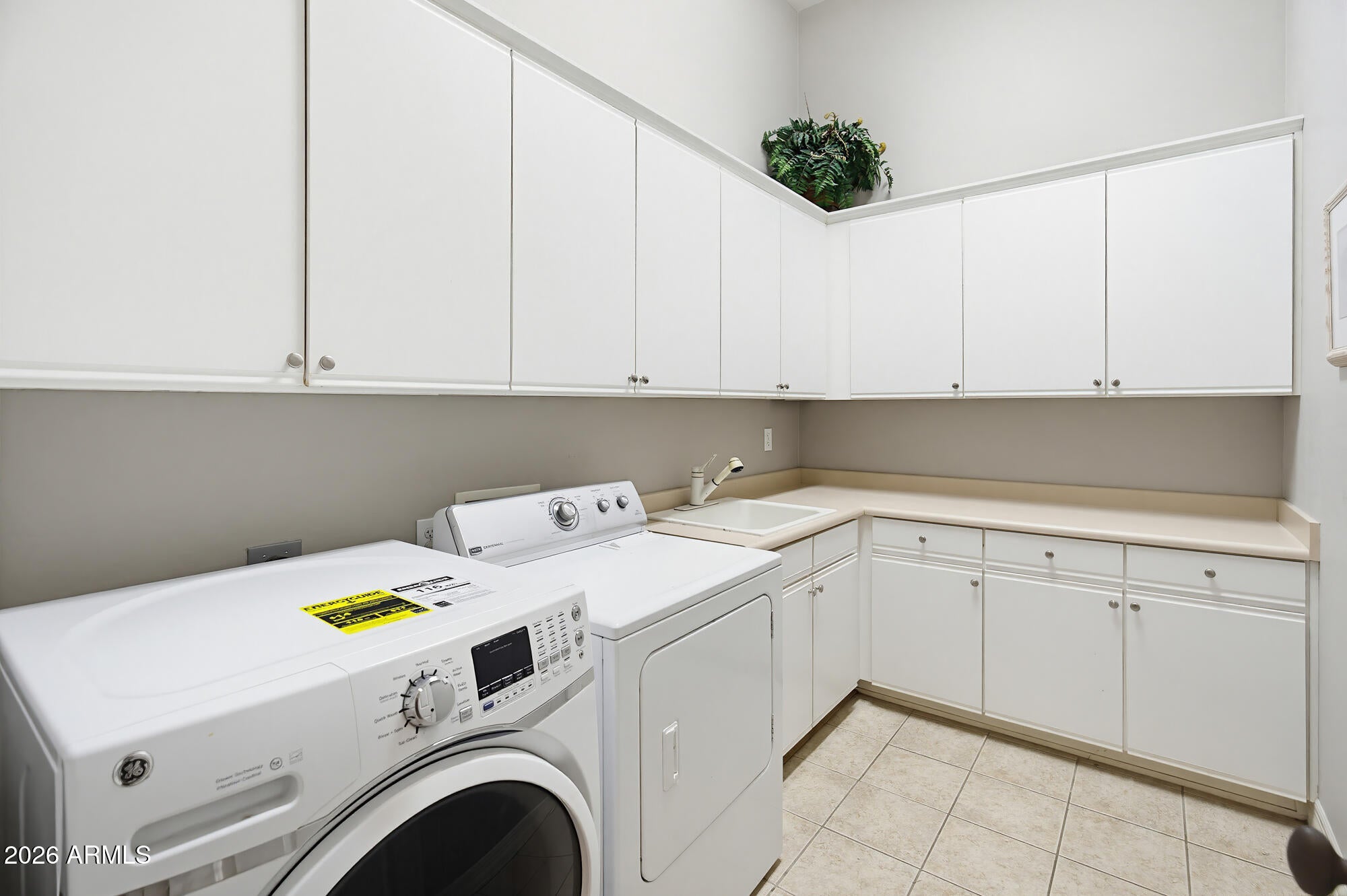 Anthem, Arizona, 85086, United States, 3 Bedrooms Bedrooms, ,3 BathroomsBathrooms,Residential,Active,2012886