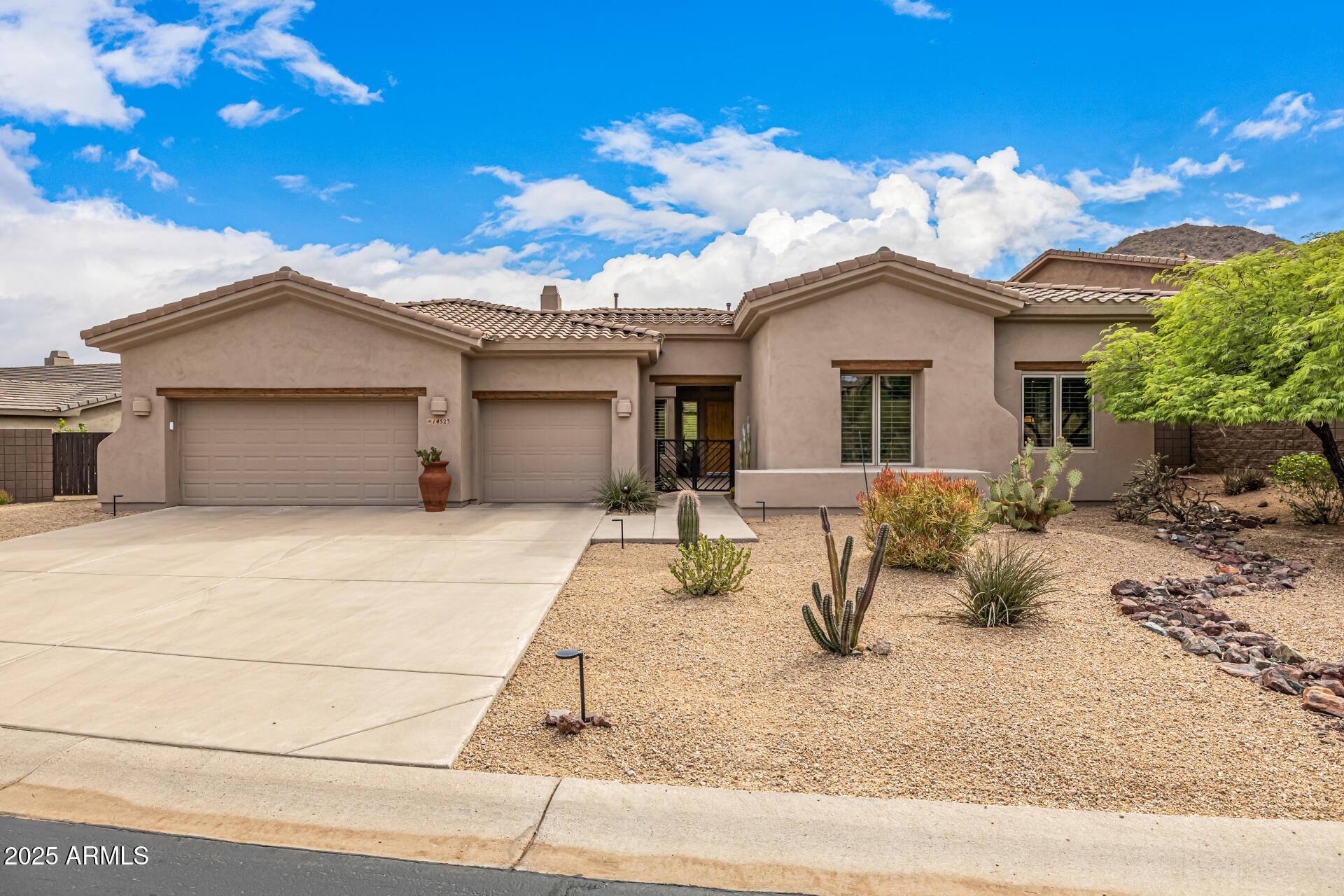 Scottsdale, Arizona, 85259, United States, 5 Bedrooms Bedrooms, ,3 BathroomsBathrooms,Residential,Active,2015439