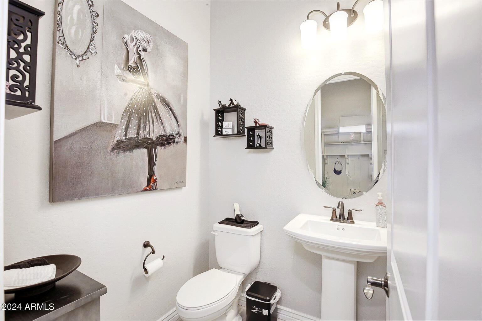 Mesa, Arizona, 85212, United States, 5 Bedrooms Bedrooms, ,5 BathroomsBathrooms,Residential,Active,1769398