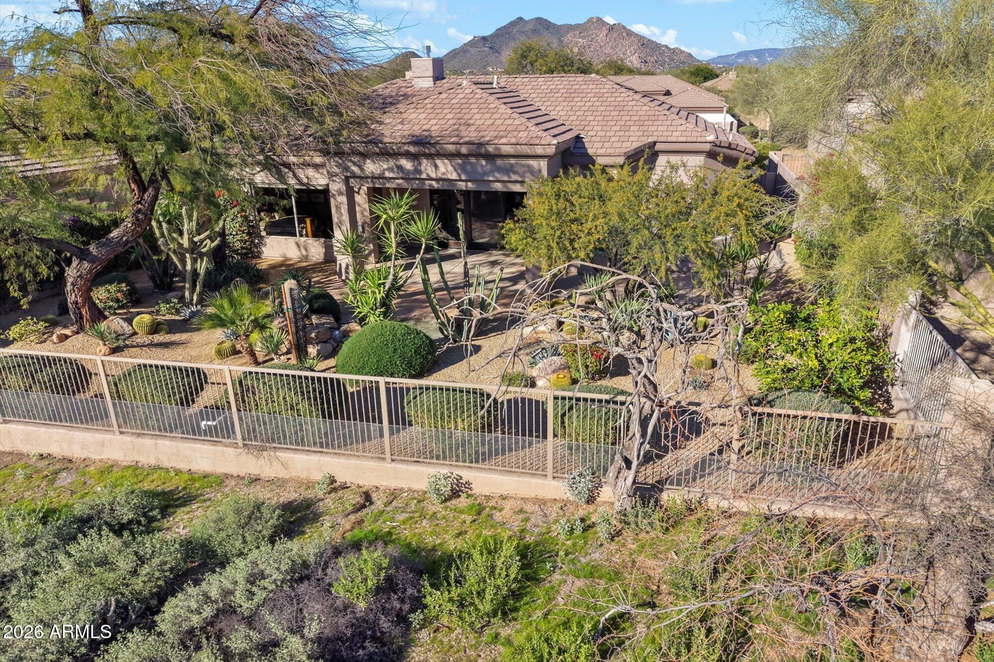 Scottsdale, Arizona, 85266, United States, 2 Bedrooms Bedrooms, ,2 BathroomsBathrooms,Residential,Contingent,2010166