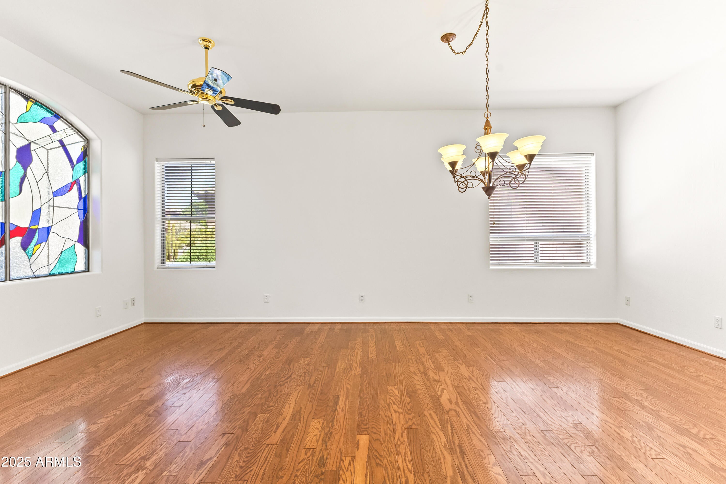 Scottsdale, Arizona, 85254, United States, 4 Bedrooms Bedrooms, ,3 BathroomsBathrooms,Residential,Active,1909908