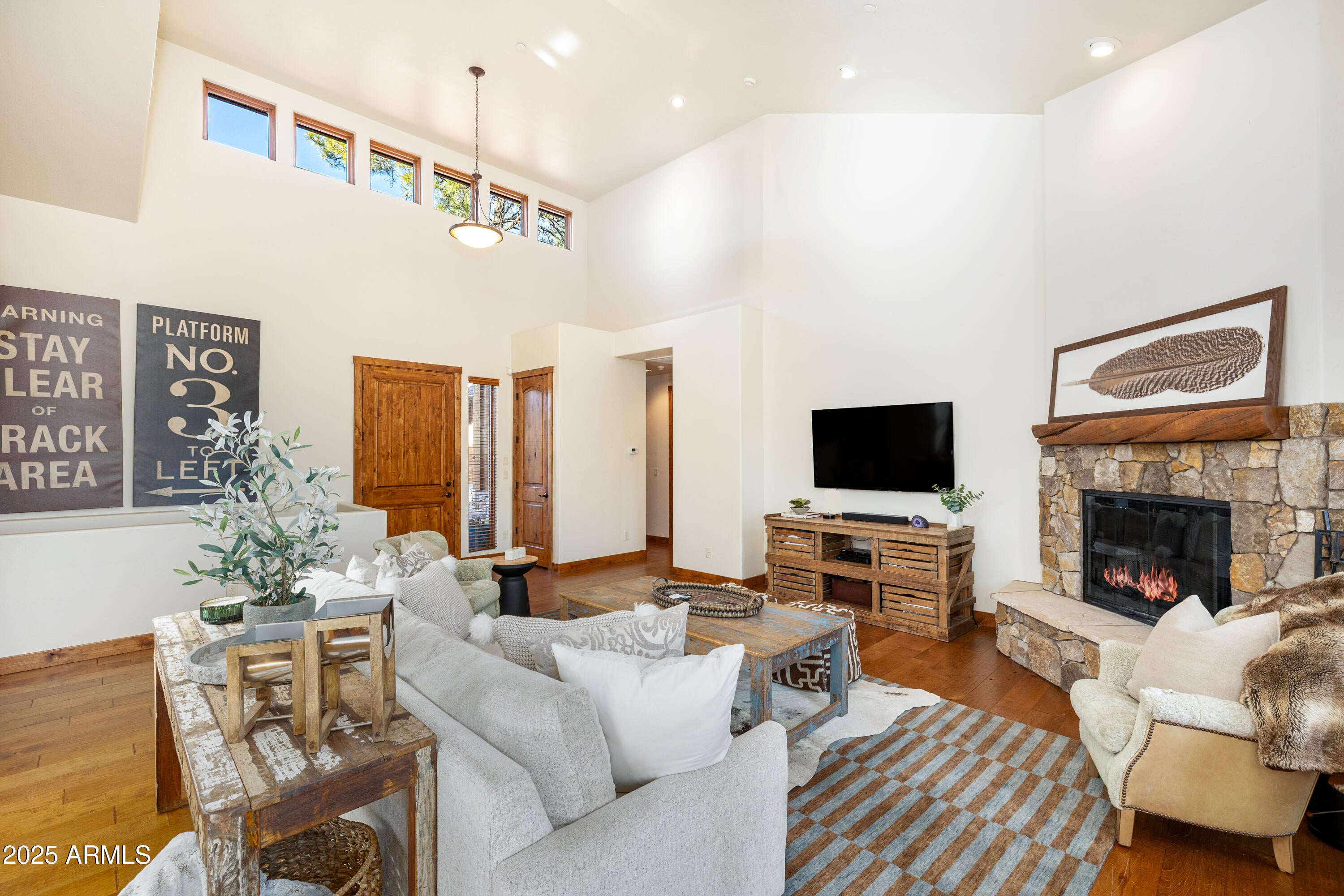 Flagstaff, Arizona, 86005, United States, 4 Bedrooms Bedrooms, ,5 BathroomsBathrooms,Residential,Active,1756450