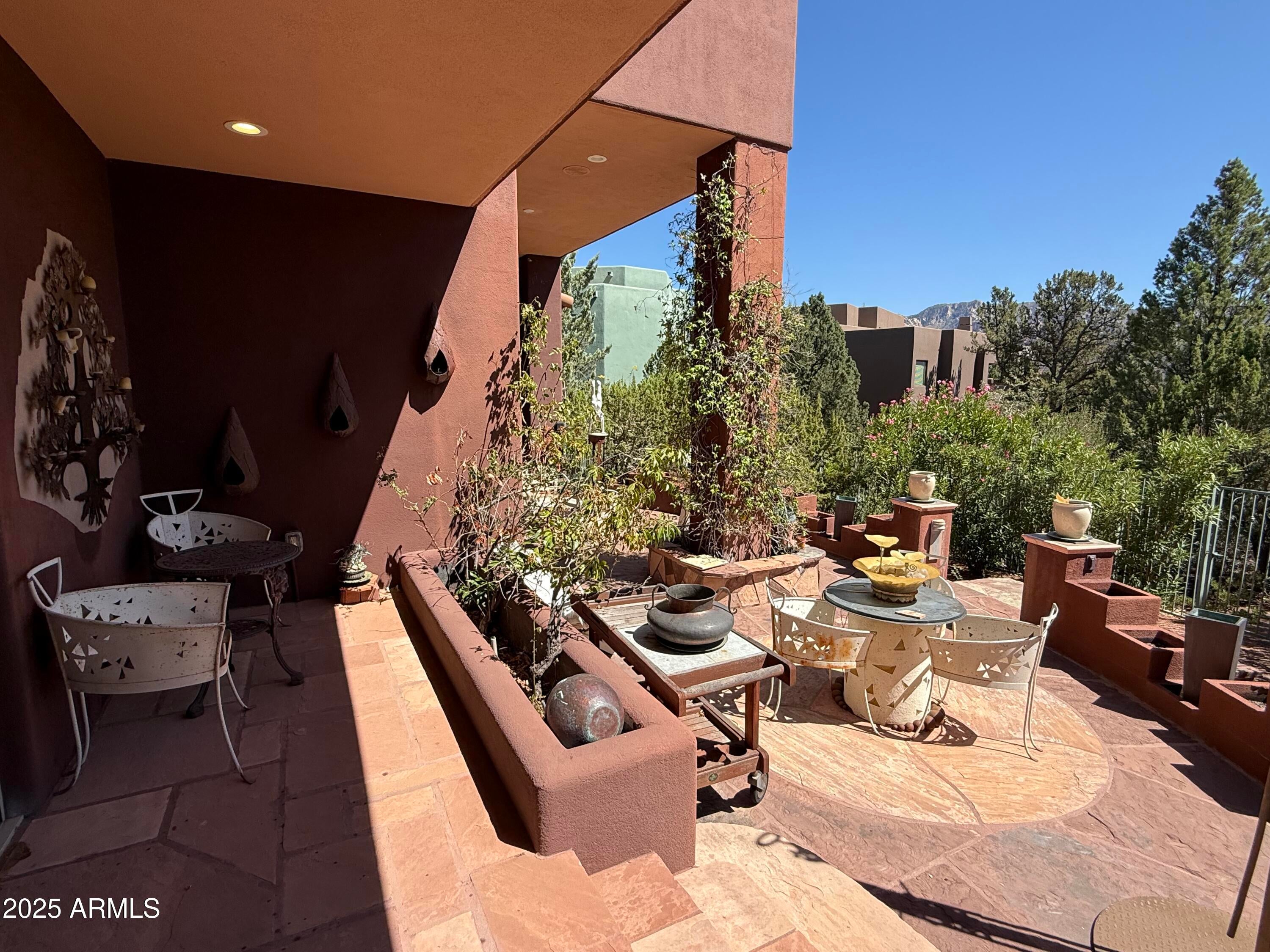 Sedona, Arizona, 86336, United States, 3 Bedrooms Bedrooms, ,3 BathroomsBathrooms,Residential,Active,1944285