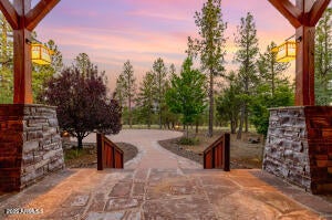 Flagstaff, Arizona, 86001, United States, 3 Bedrooms Bedrooms, ,4 BathroomsBathrooms,Residential,Active,2002669