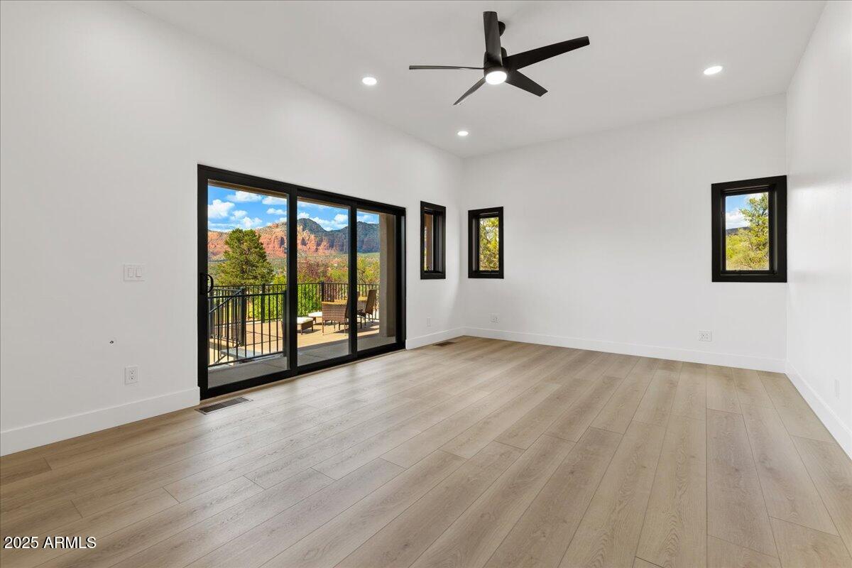Sedona, Arizona, 86351, United States, 5 Bedrooms Bedrooms, ,6 BathroomsBathrooms,Residential,Active,1944107
